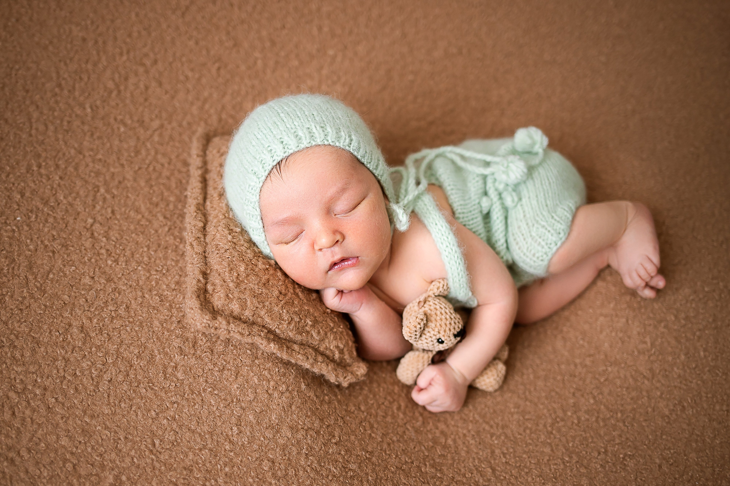 Фотосессия новорожденного. Фотограф новорожденных в Новосибирске