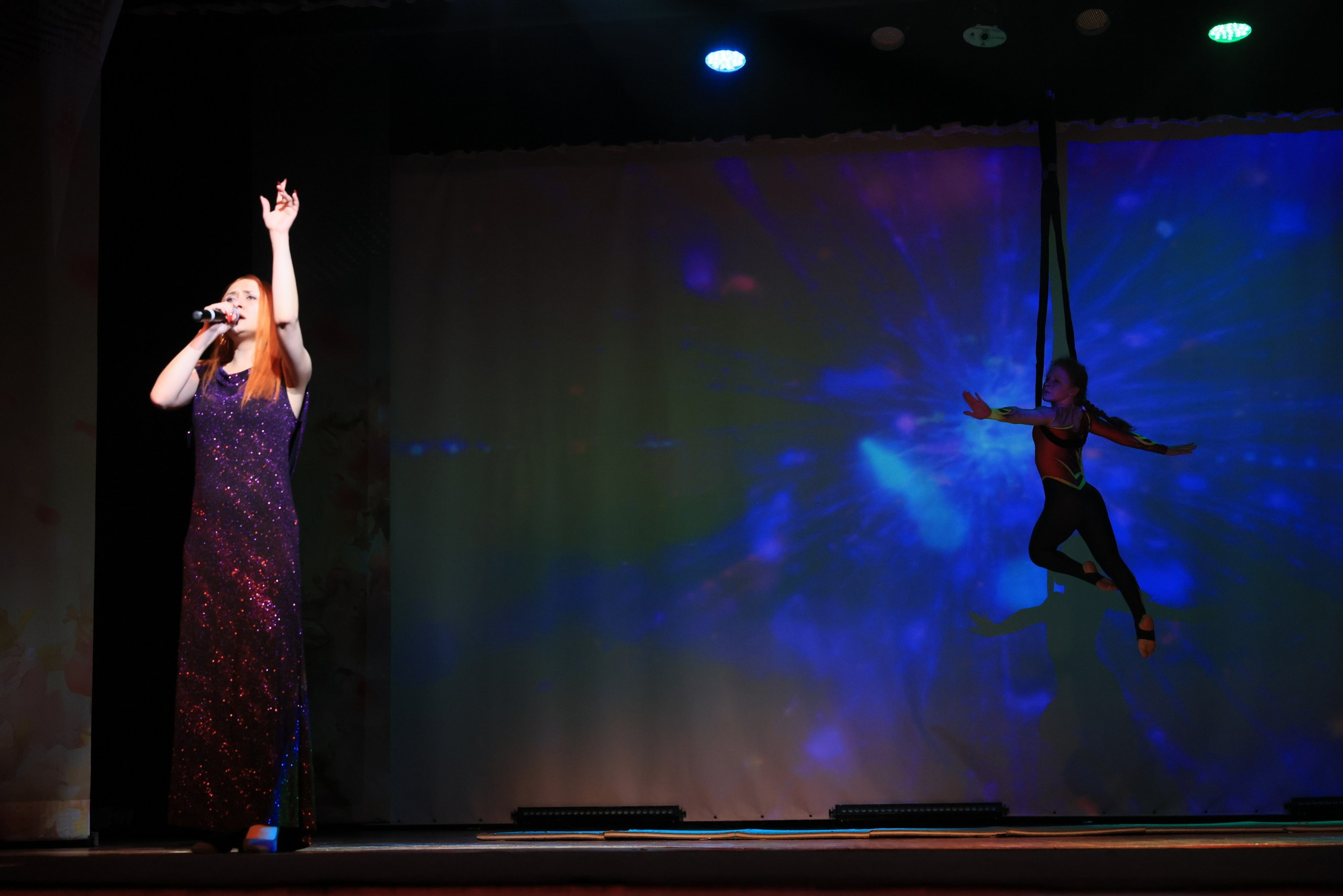 Концерт к 8 Марта в ДК «Металлург» г. Тула. Фотограф в Туле Крупский АнДРей. Фотостудия «КАДР71» в Туле