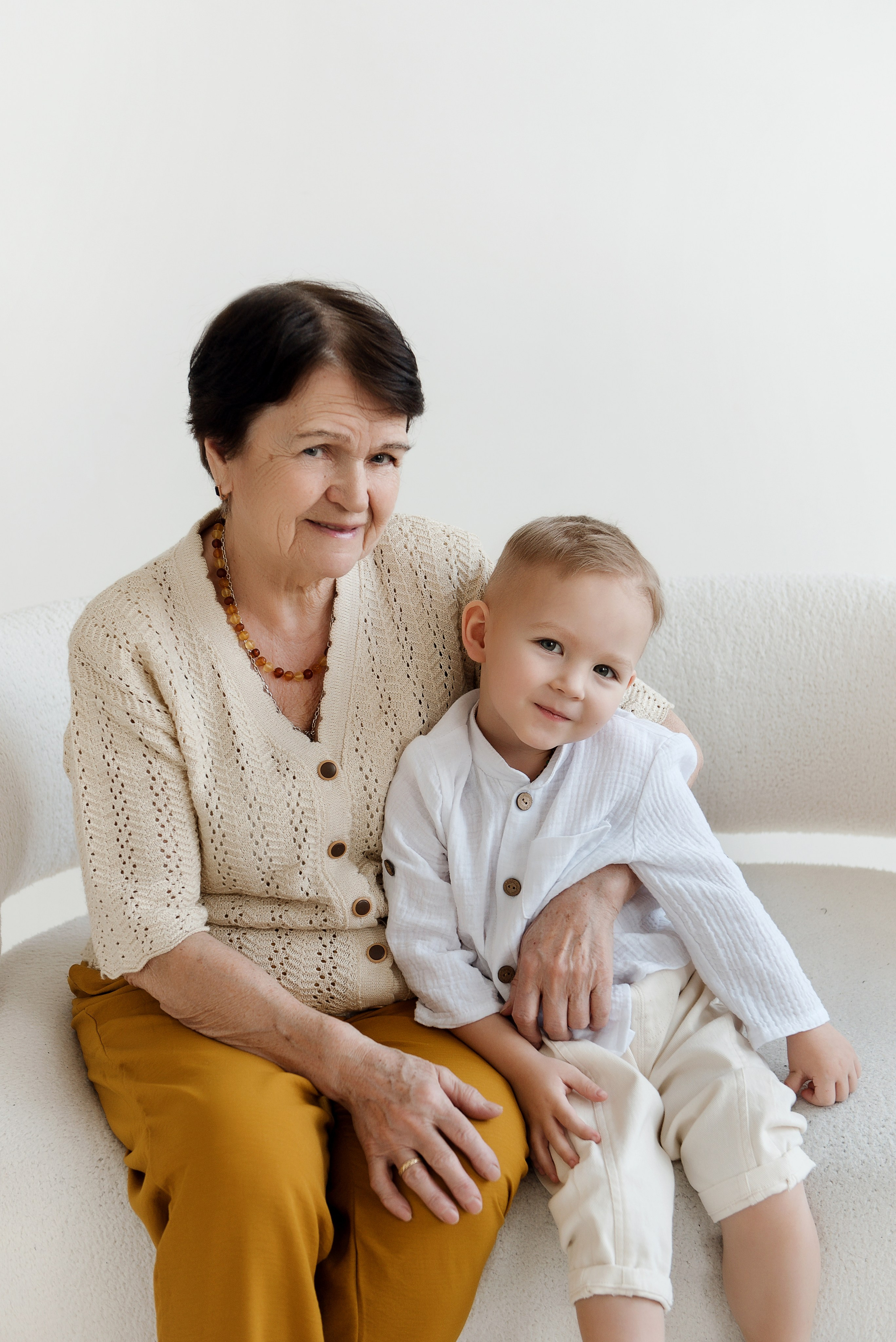 Семейная съёмка большой семьи в Москве. Детский фотограф в Долгопрудном и Москве