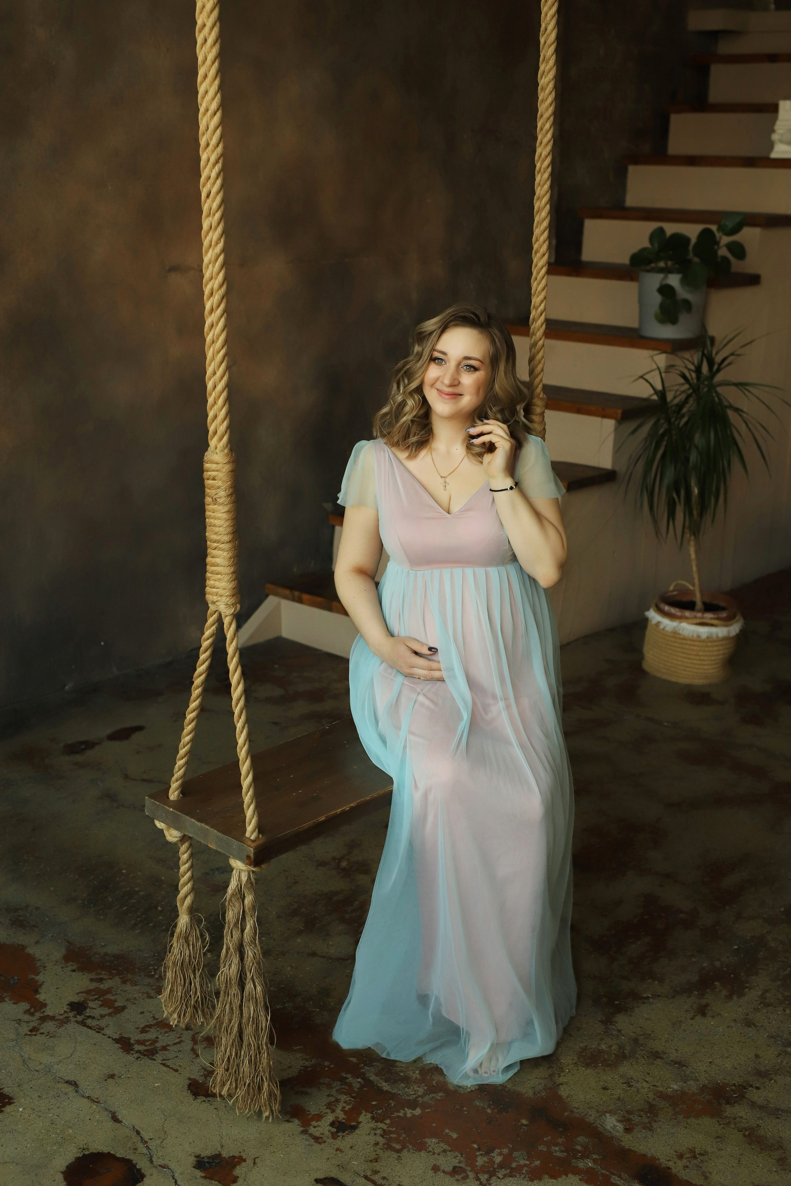 Беременность в интерьерной фотостудии. ТОПовый фотограф беременных Екатеринбург. Фотограф новорожденных малышей newborn Екатеринбург