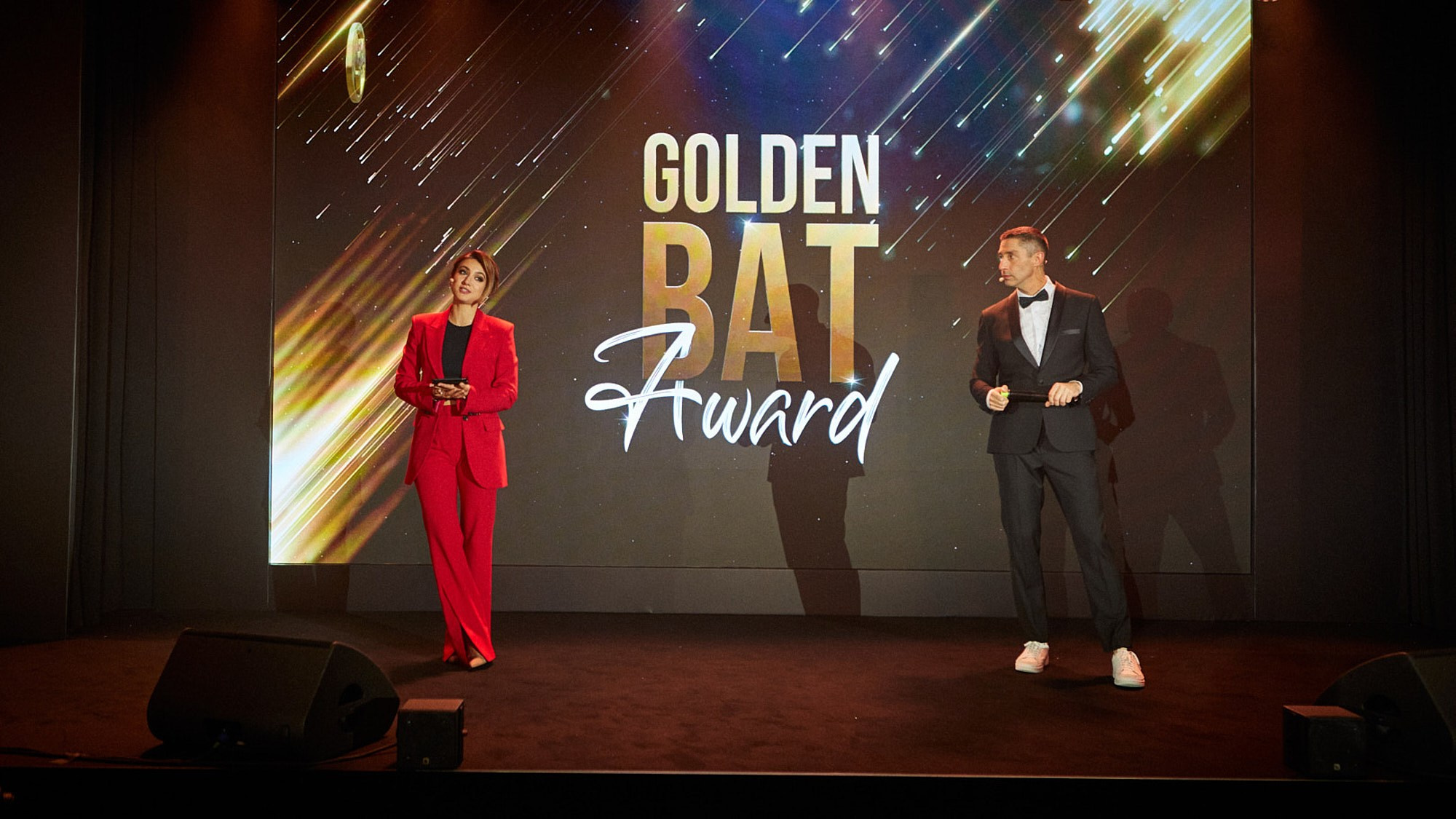 Фотограф на корпоративе BACARDI Golden Bat — репортажная съёмка в Москве. Репортажный фотограф в Москве — Дмитрий Тарасов | Съёмка мероприятий, концертов, корпоративов