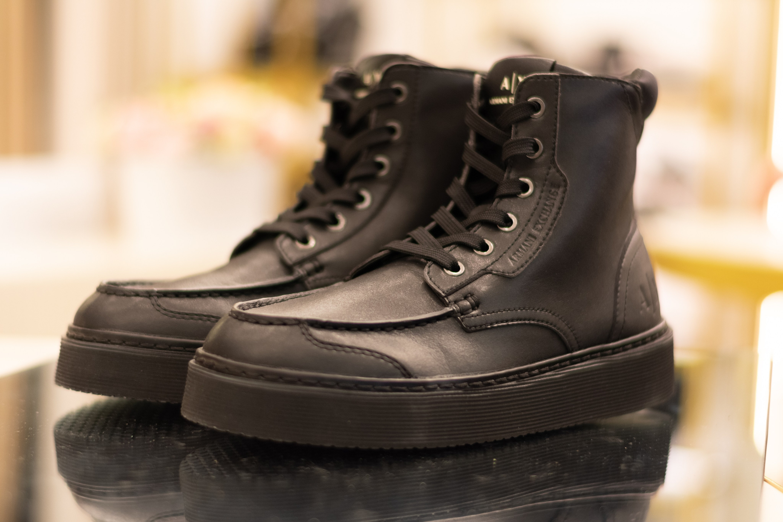 Для организаций. Предметная фотосессия для обувного магазина Capsula. Фотограф/видеограф Богдан Голованов