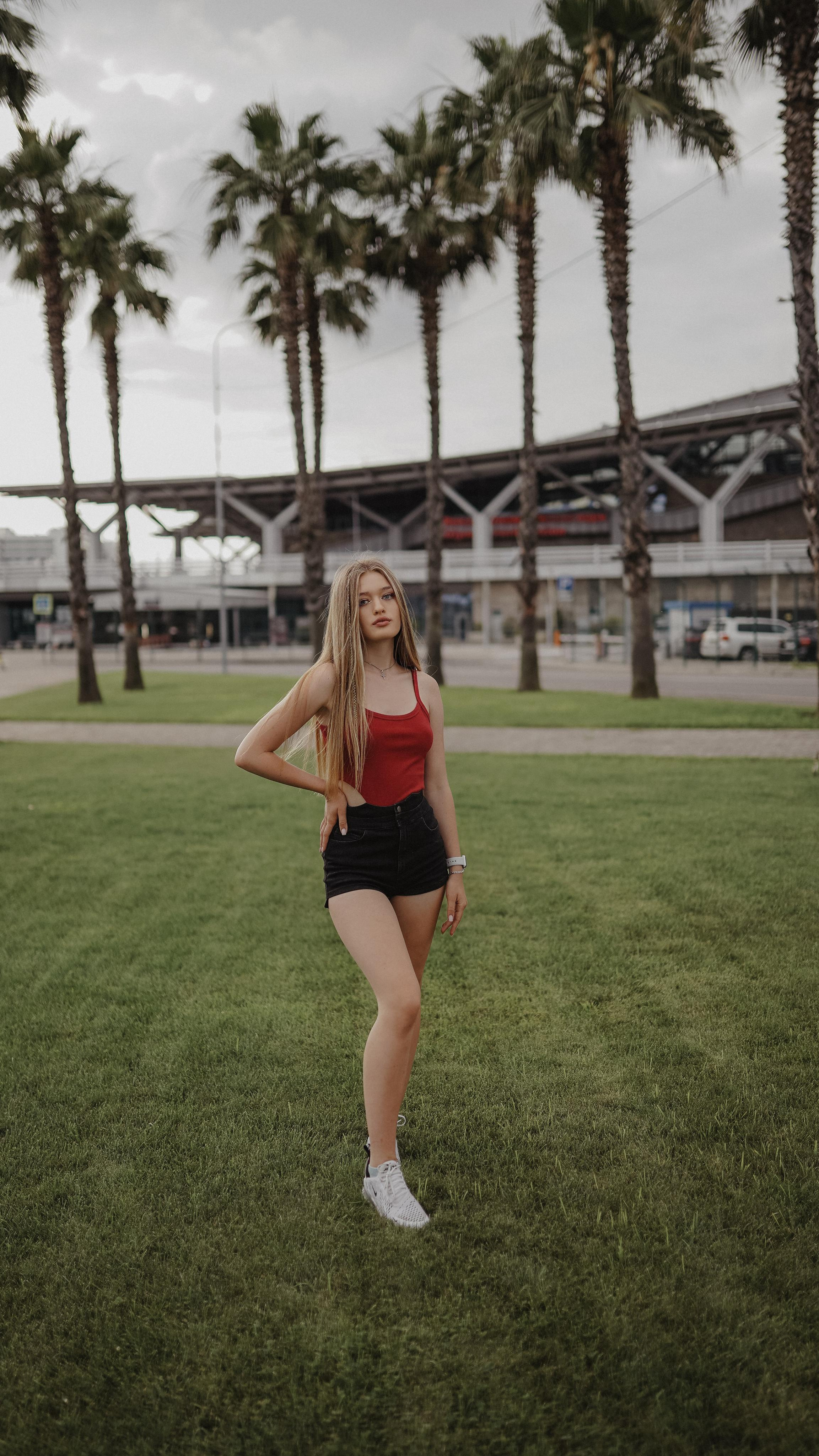 Сочифорния. Милана Довгаль - семейный фотограф и видеограф  в Адлере и Сочи