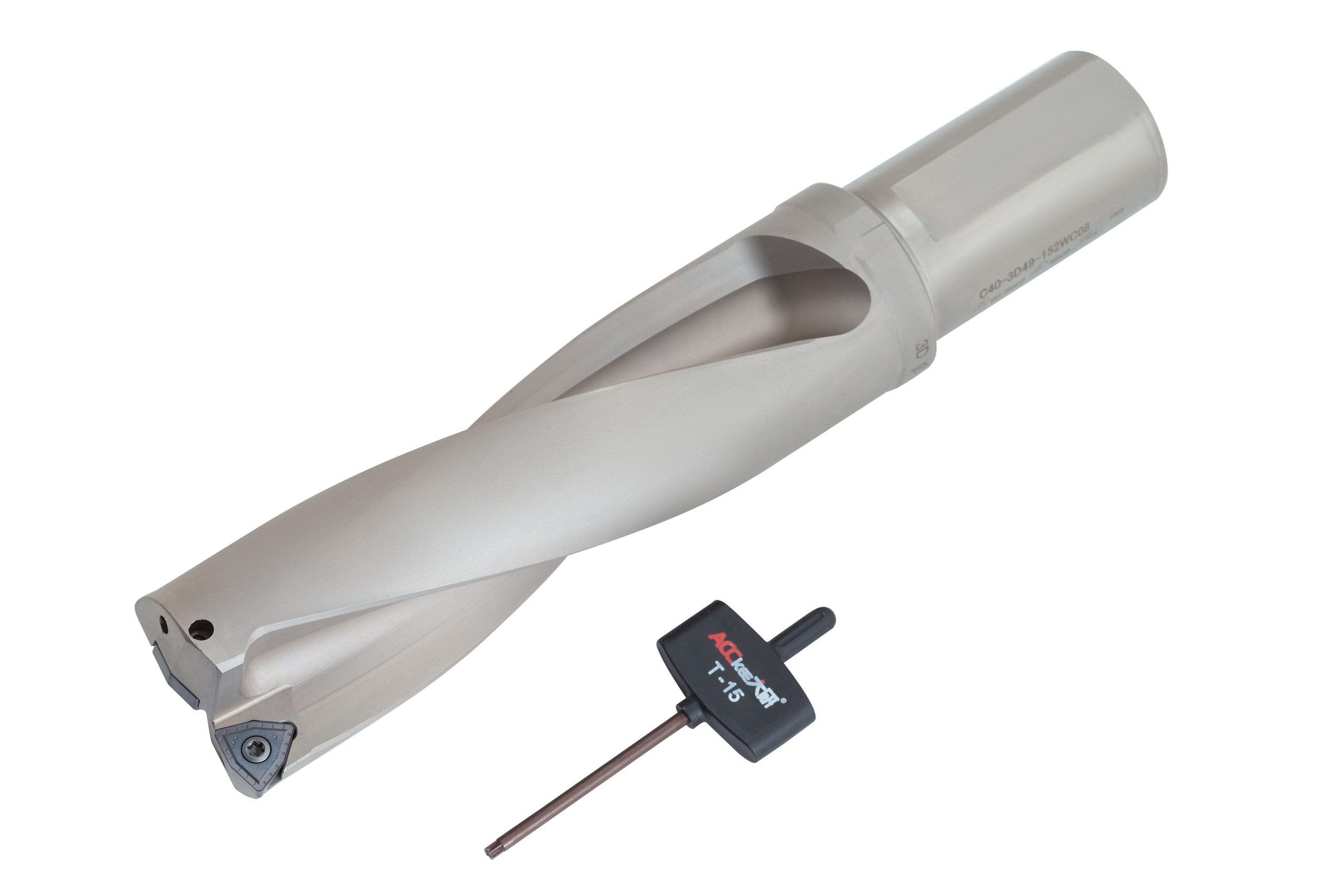 Предметная съемка сверла со сменными режущими пластинами, аксонометрия с ключом шестигранником