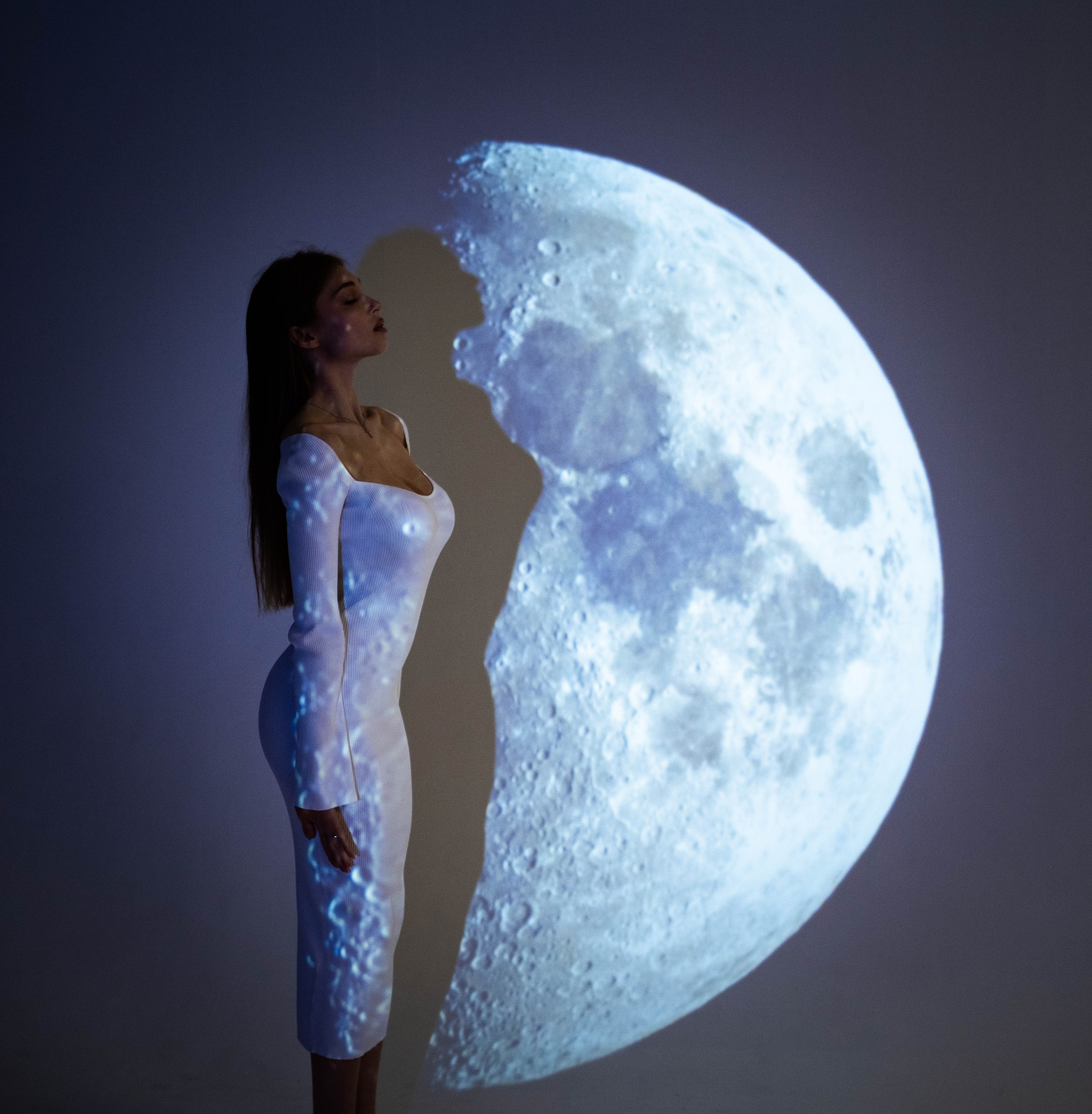 Проектор 16.03.25. Студийный, портретный, семейный фотограф Южно-Сахалинска Яна Радаева