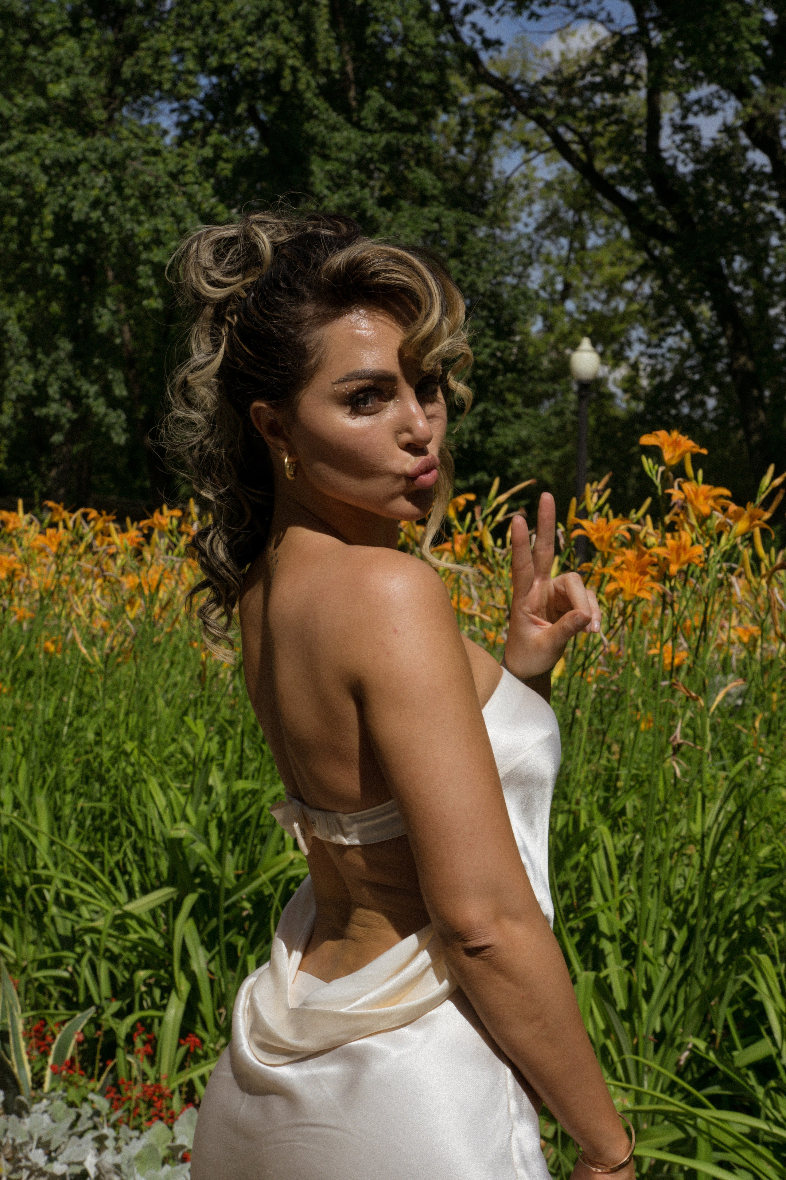 Бэк клипа Виолетта. Фотограф