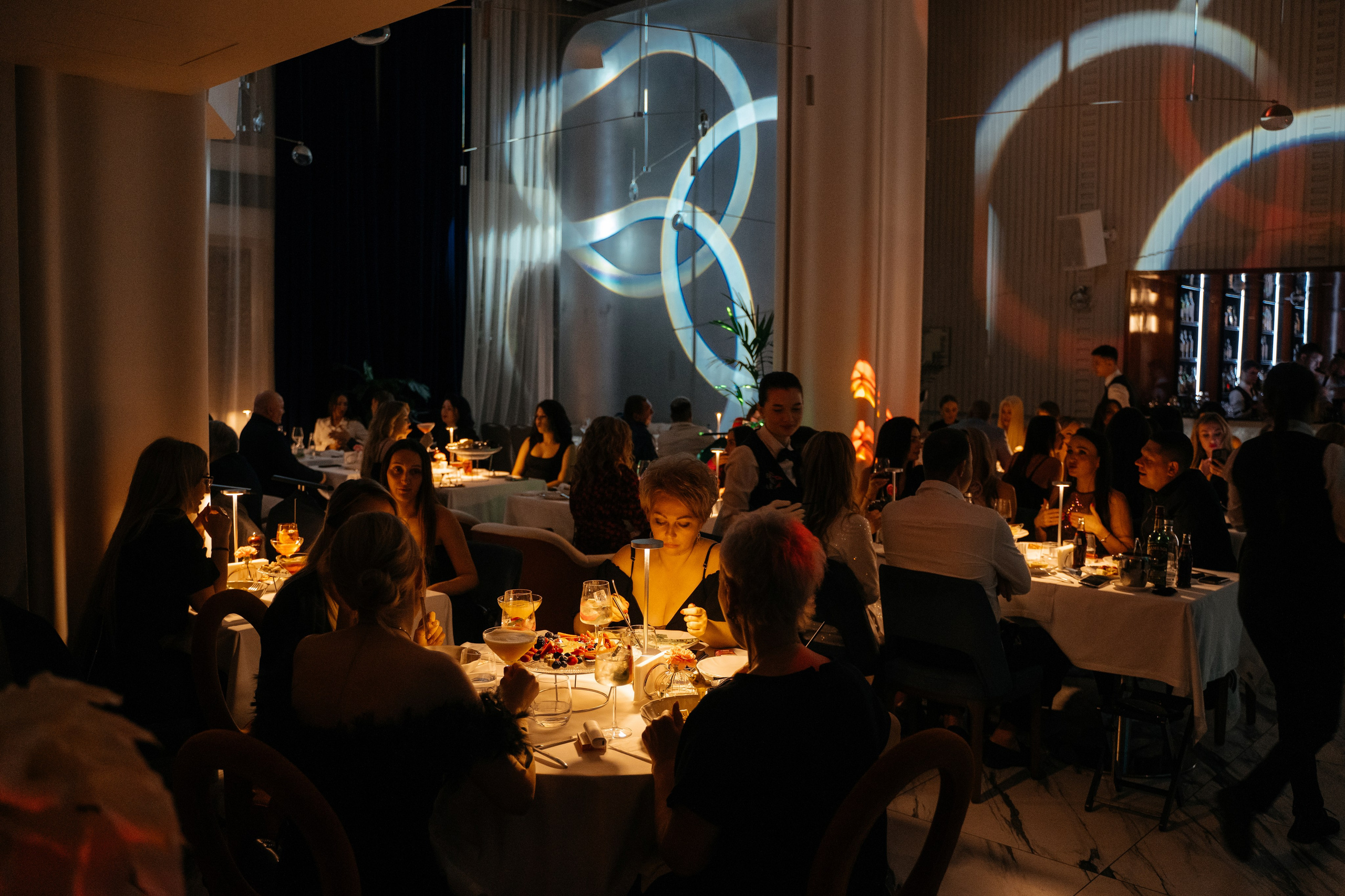 8 марта (пятница). BENUAR Restaurant