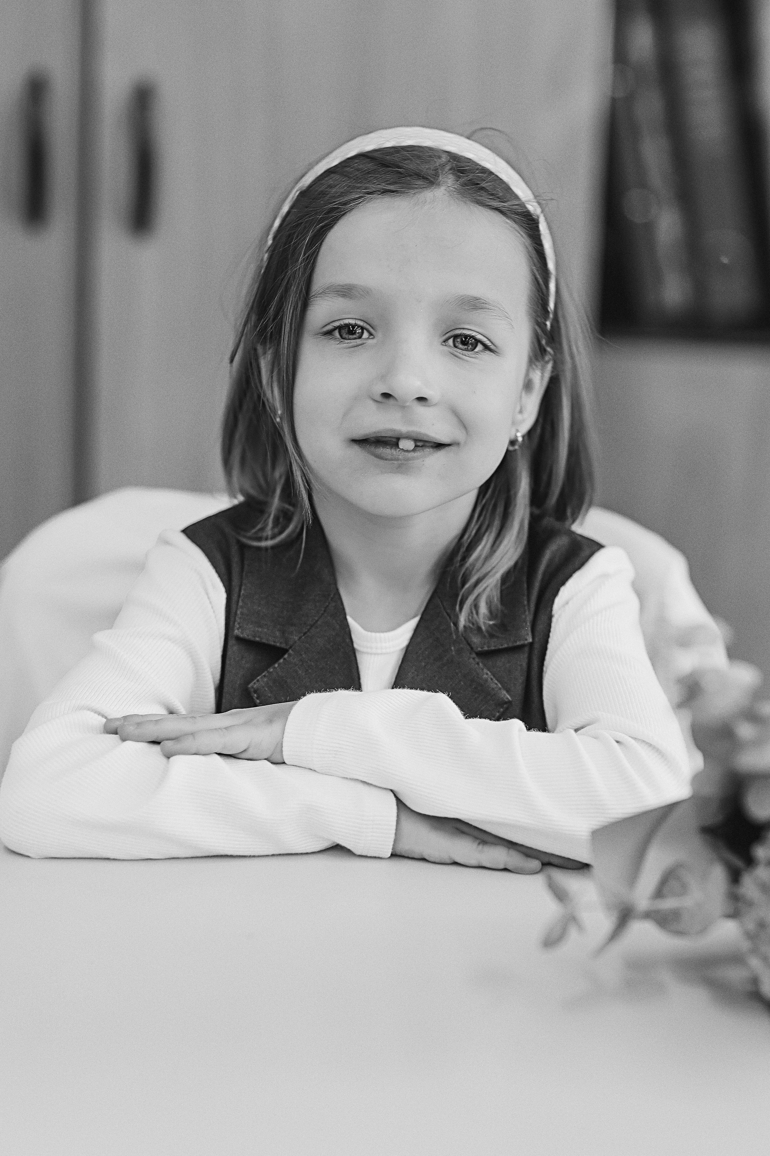 1 сентября линейка+кл час+портреты. Семейный фотограф Тюмень, фотограф на роды Салмина Мария