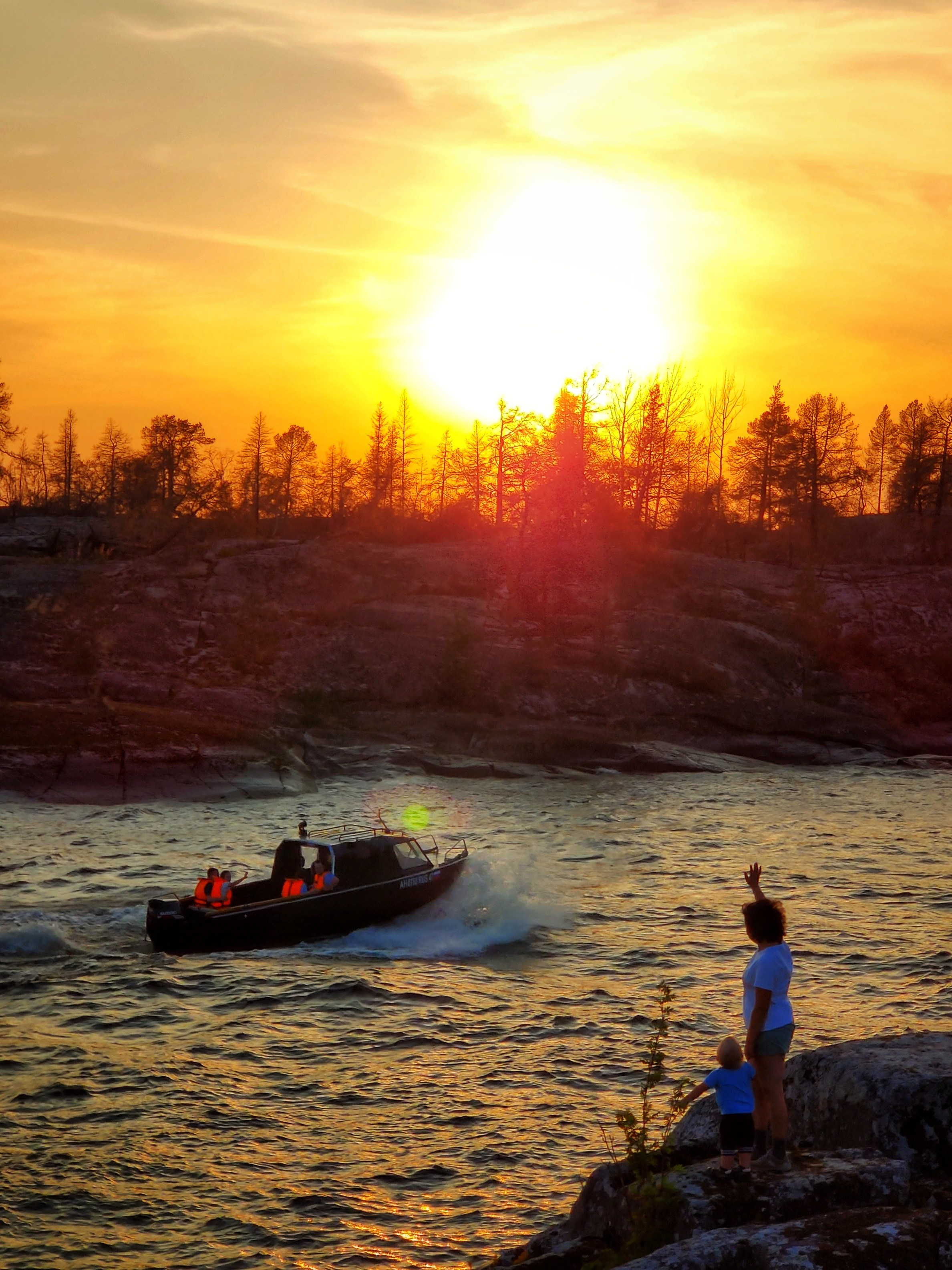 Путешествие по Карелии: Ладожские шхеры, закаты и дикая природа | Летние фото в августе