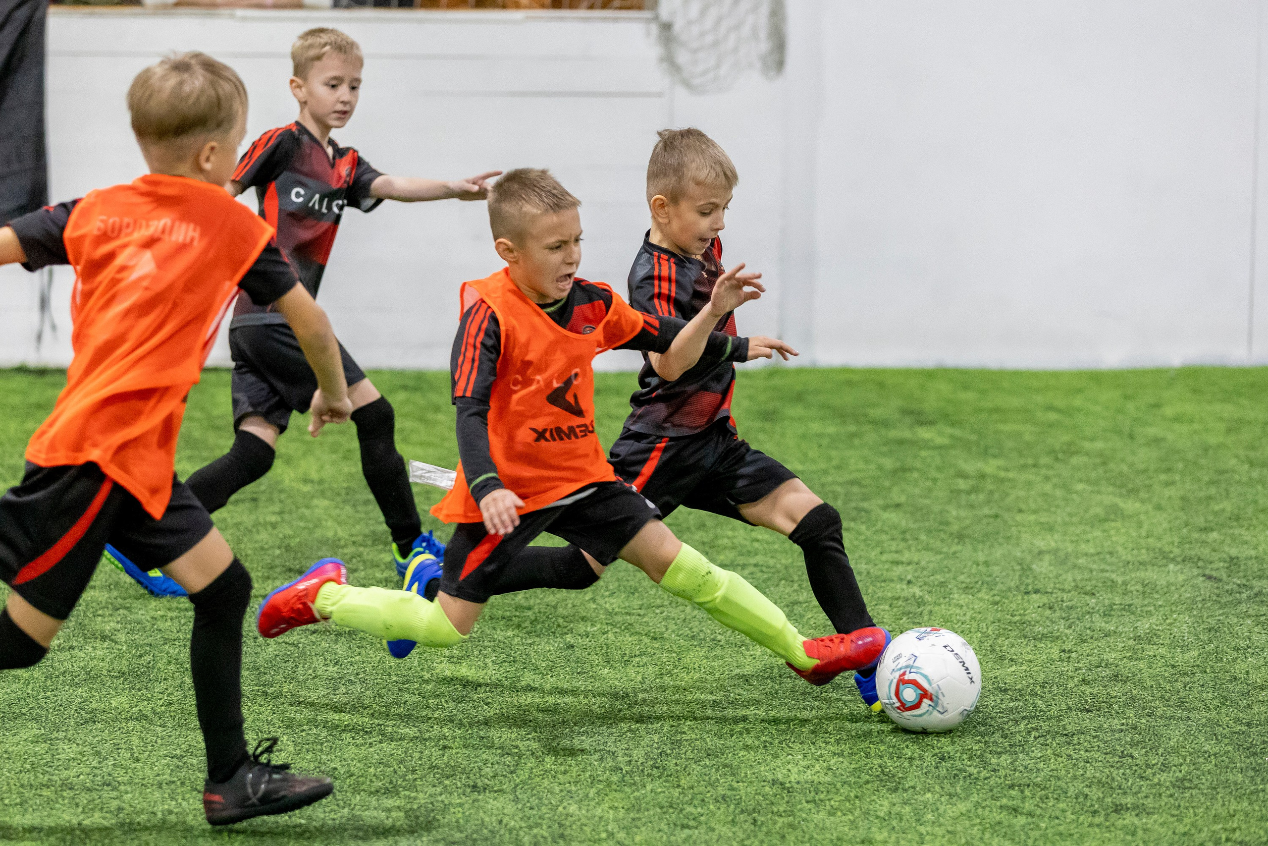 Детский футбол. Спортивный и репортажный фотограф в Екатеринбурге Пустовая Аделя