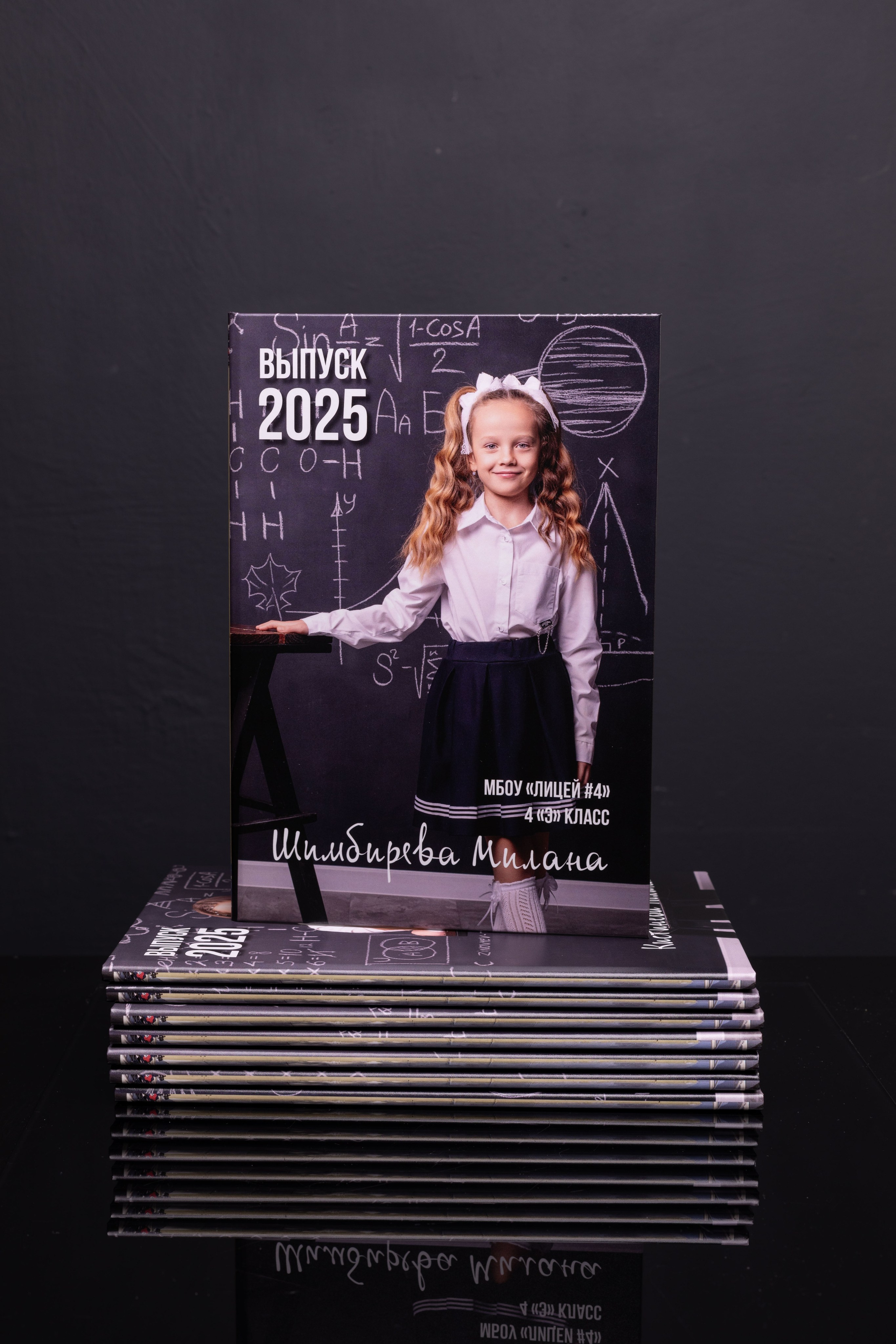 Выпускные фотоальбомы. Фотоателье и полиграфия | Красивые фотосессии, сувениры с фото | Ремонт смартфонов, ноутбуков и техники в Коломне Zinovyev Team