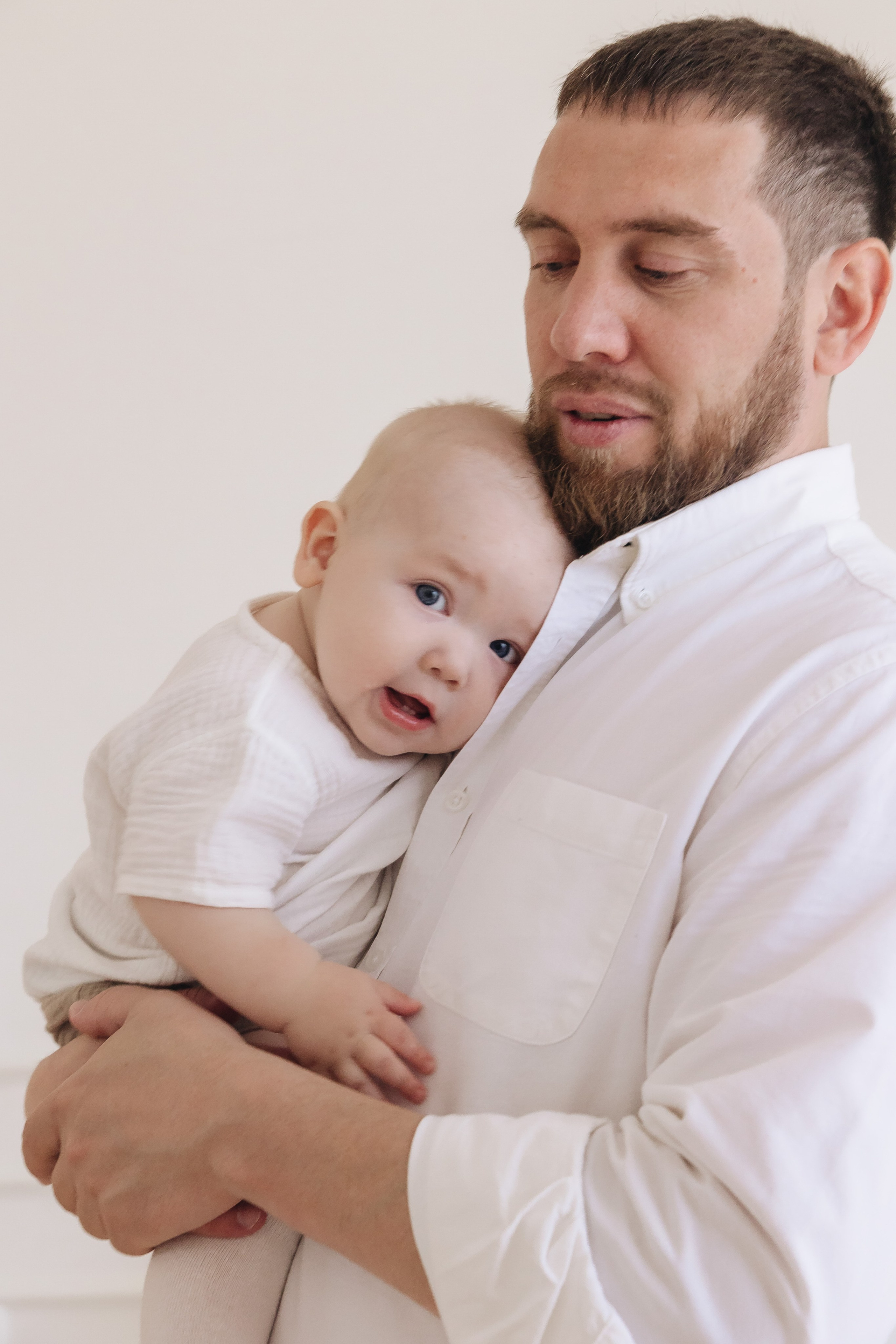 Семейная фотосессия в студии. Свадебный, семейный фотограф, контент съёмка. Екатеринбург. Елена Граф