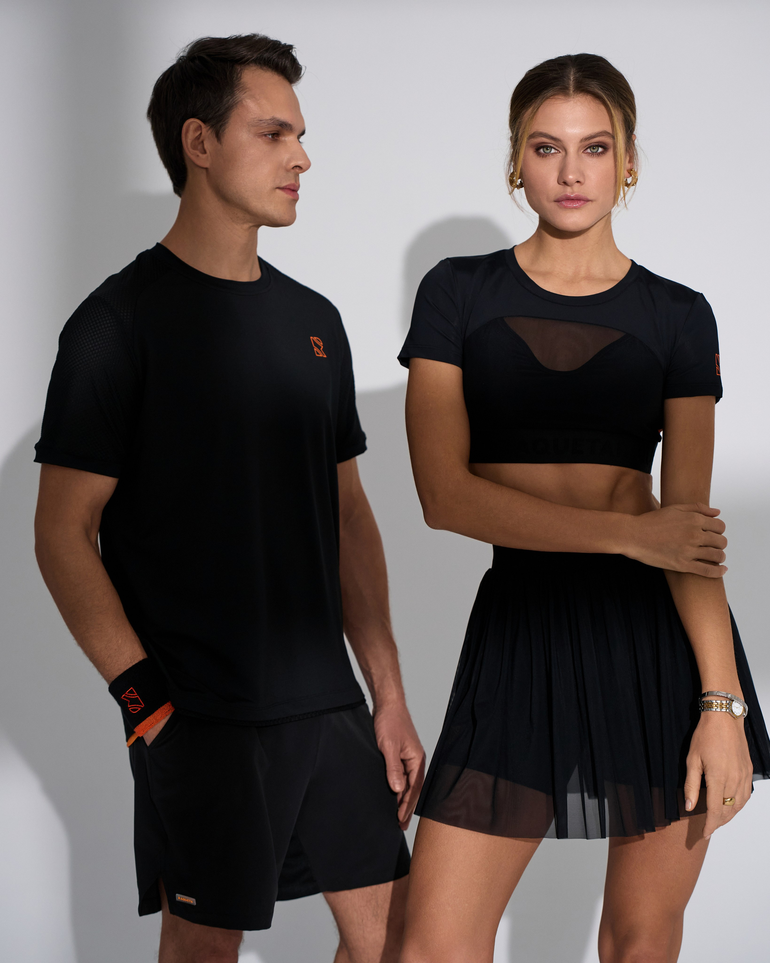 RAQUETA. 595 Production