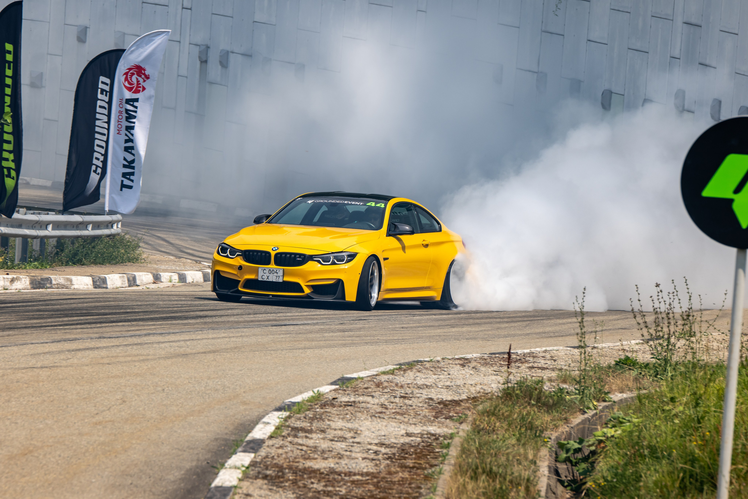 Grounded event. Репортажная, студийная, свадебная, автоспорт, коммерческая, фотосессия: Фотографы Николай и Елена DvoTar