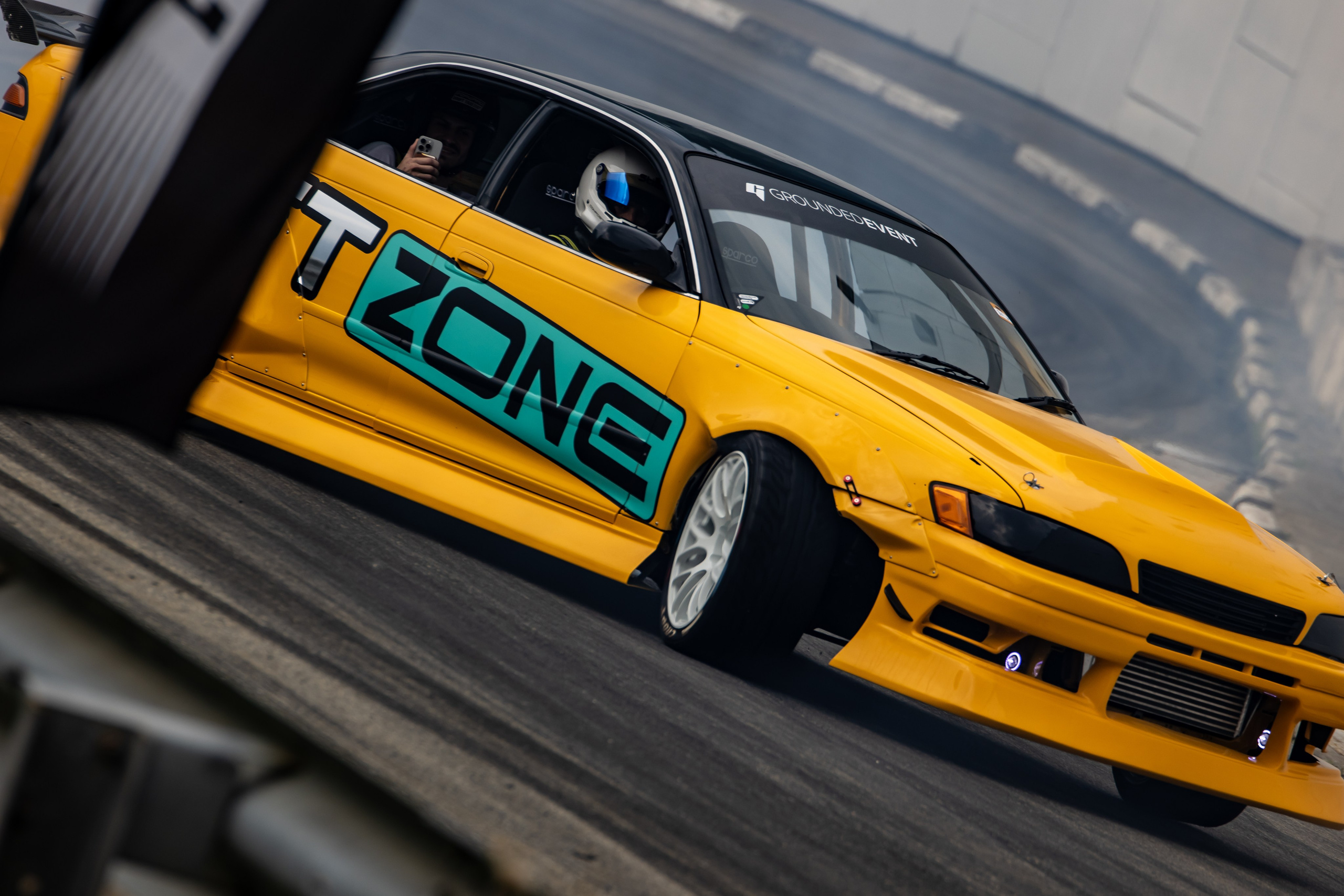 Grounded event. Репортажная, студийная, свадебная, автоспорт, коммерческая, фотосессия: Фотографы Николай и Елена DvoTar