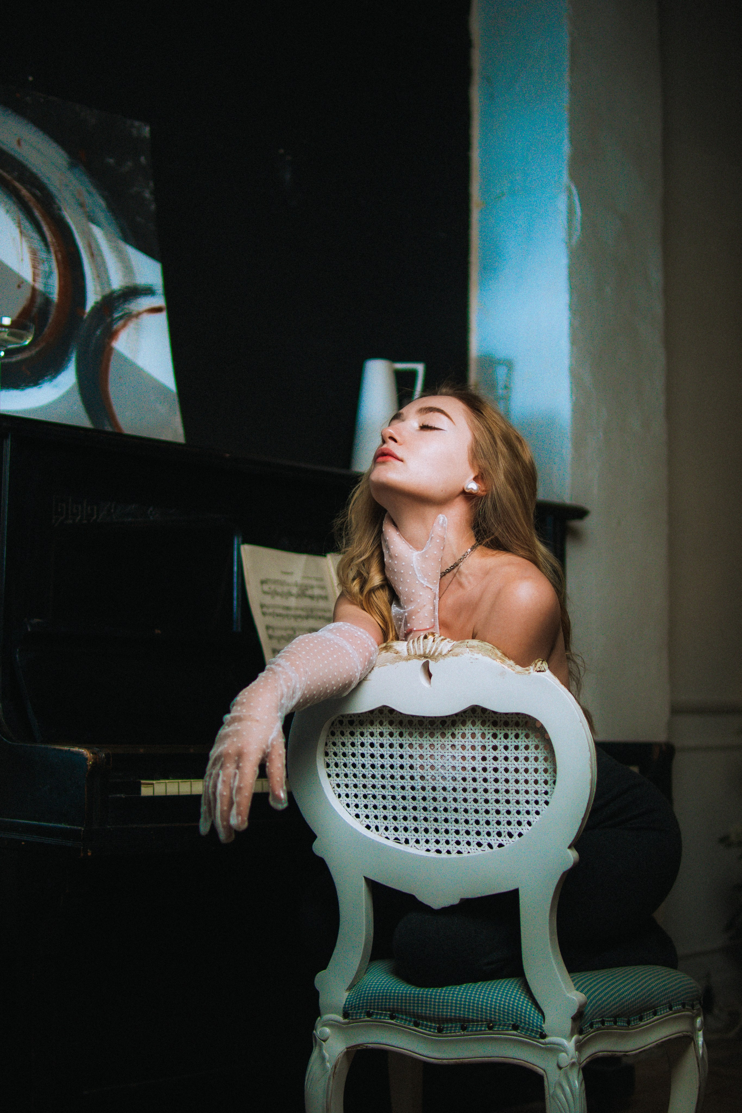 Light. KRIS KRUPINNIKOVA