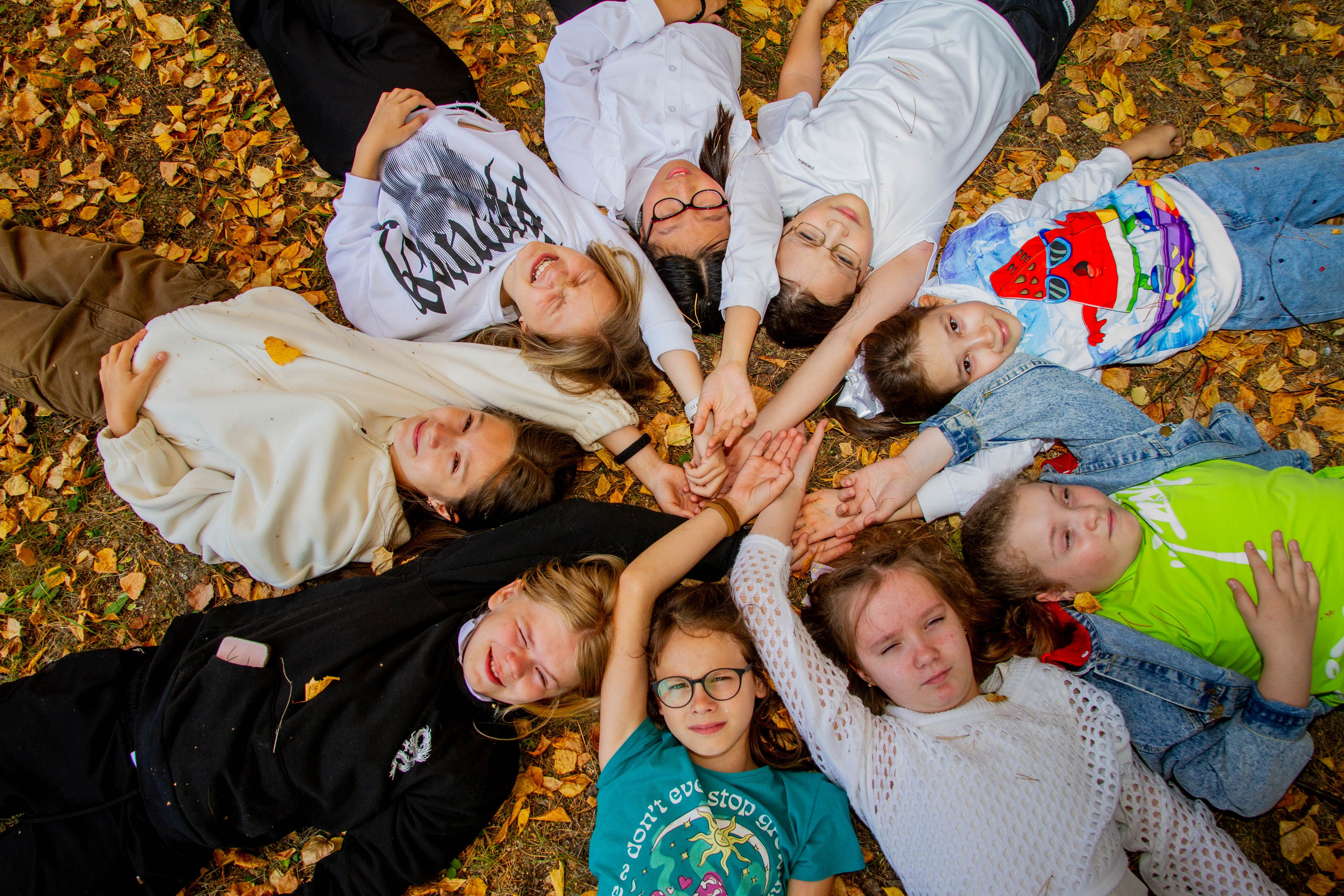 Осенние съемки. Выпускные альбомы на заказ Нягань (фотокнигиназаказнягань)