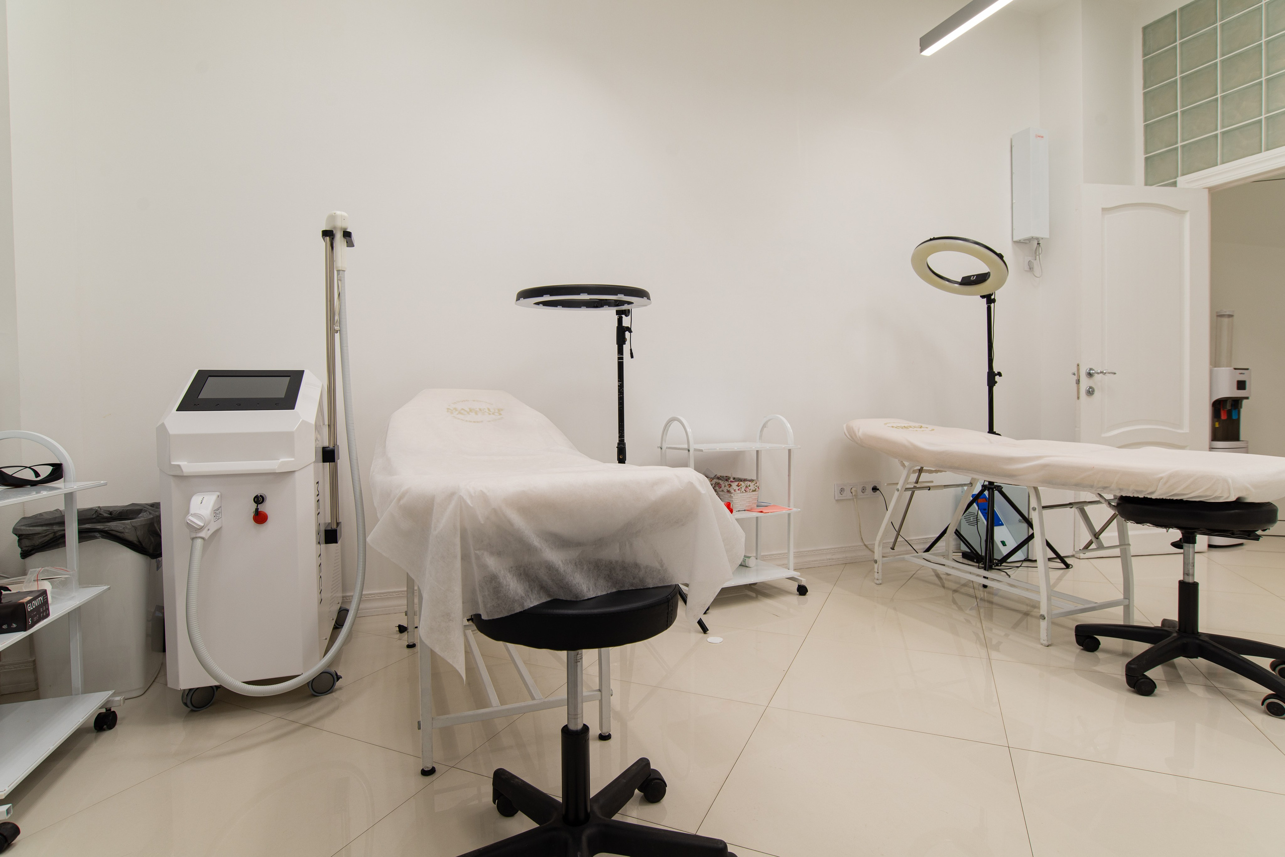 Интерьерная съёмка салонов красоты Makeup Tattoo. Репортажный и персональный фотограф в Москве