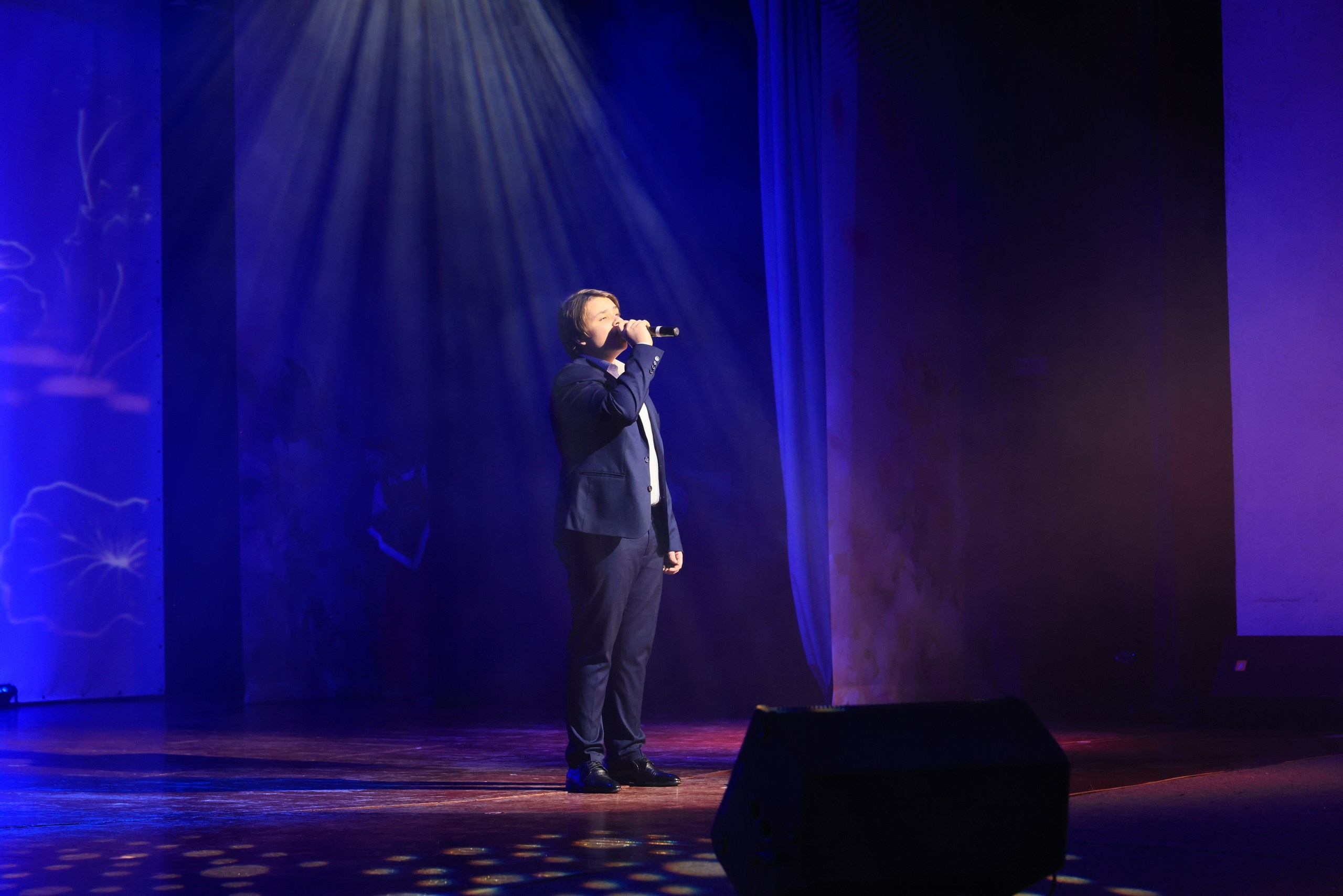 Концерт к 8 Марта в ДК «Металлург» г. Тула. Фотограф в Туле Крупский АнДРей. Фотостудия «КАДР71» в Туле