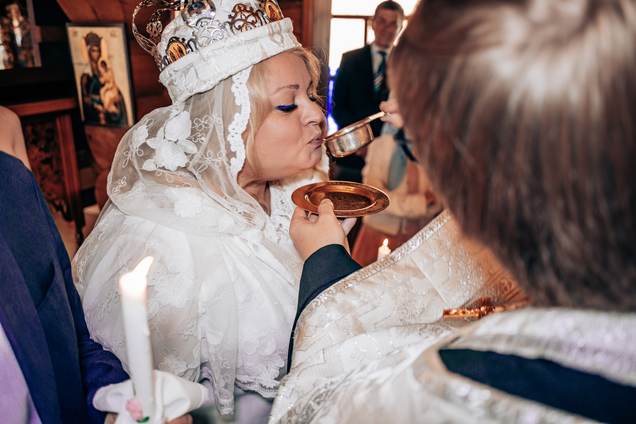 Таинства крещения и венчания. Свадебный и семейный фотограф и видеограф Александр в Москве и Московской Области