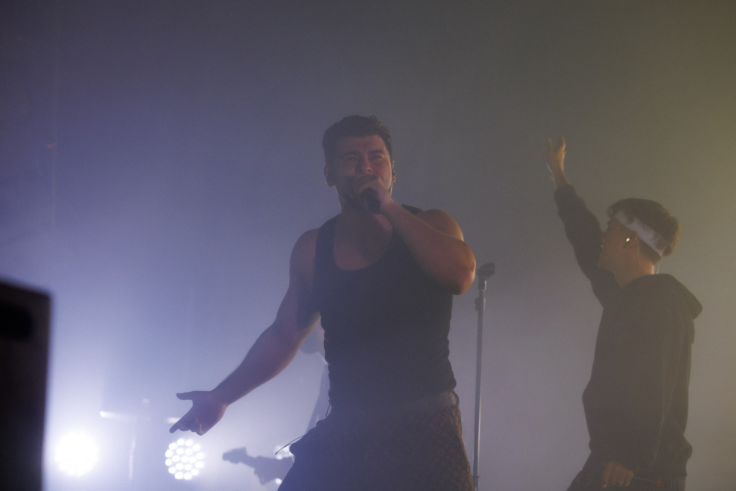 Фотоотчёт и репортаж с концерта группы GAYAZOV$ BROTHER$. Красильников Евгений — профессиональный фотограф в Ростове-на-Дону