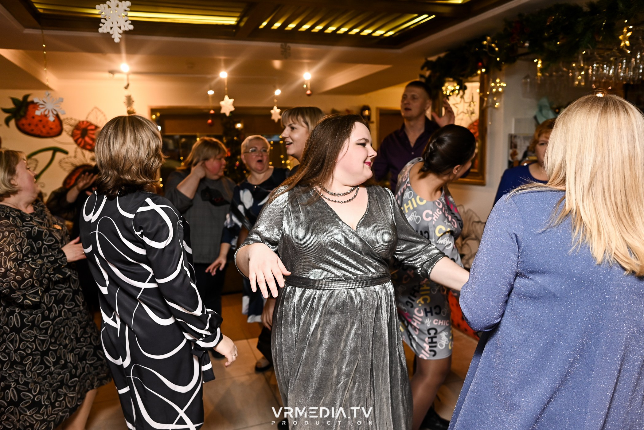 Новогодний вечер в кафе «кАмпот»