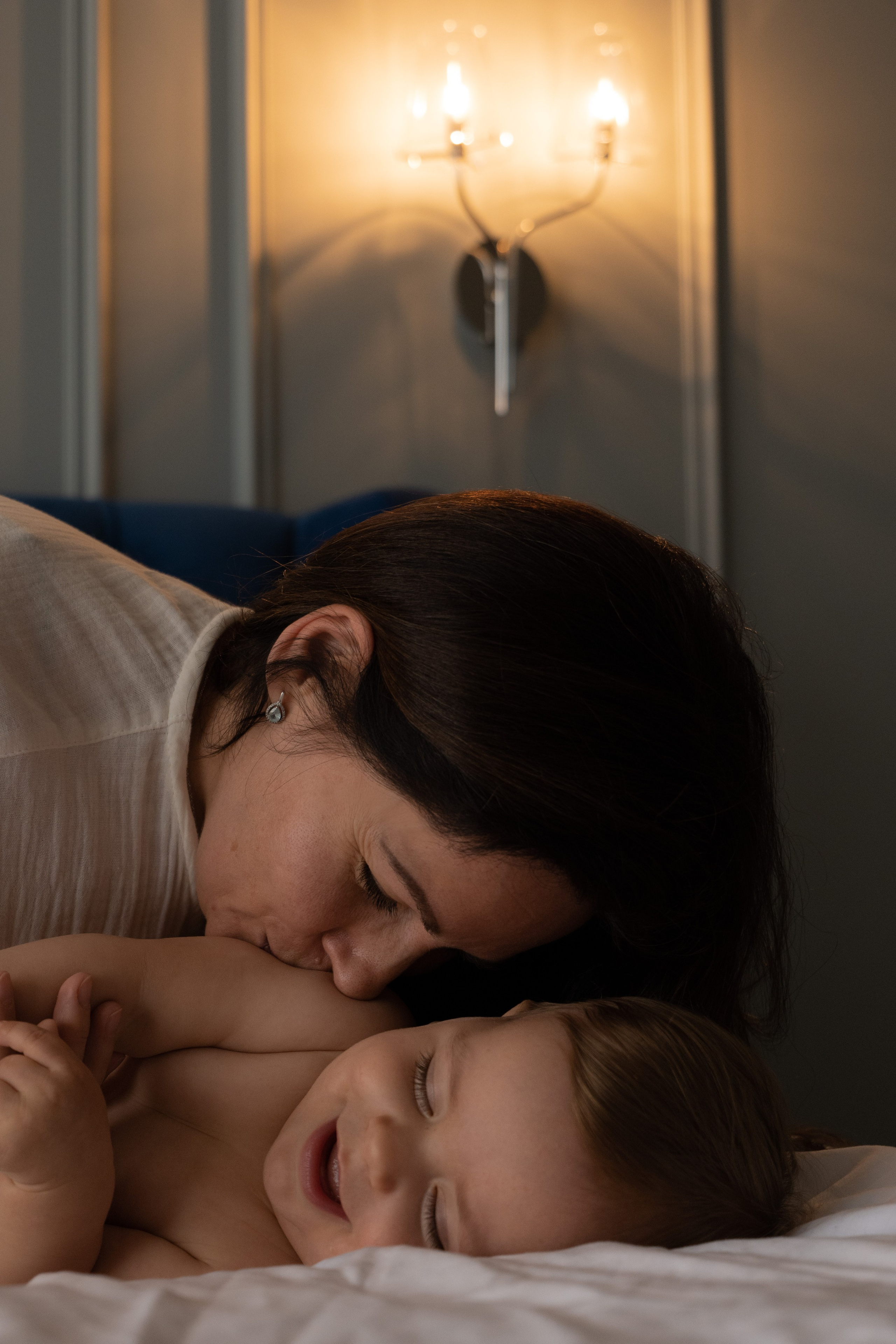 Мама и малыш «Повседневность». Фотограф видеограф Ольга Василевская