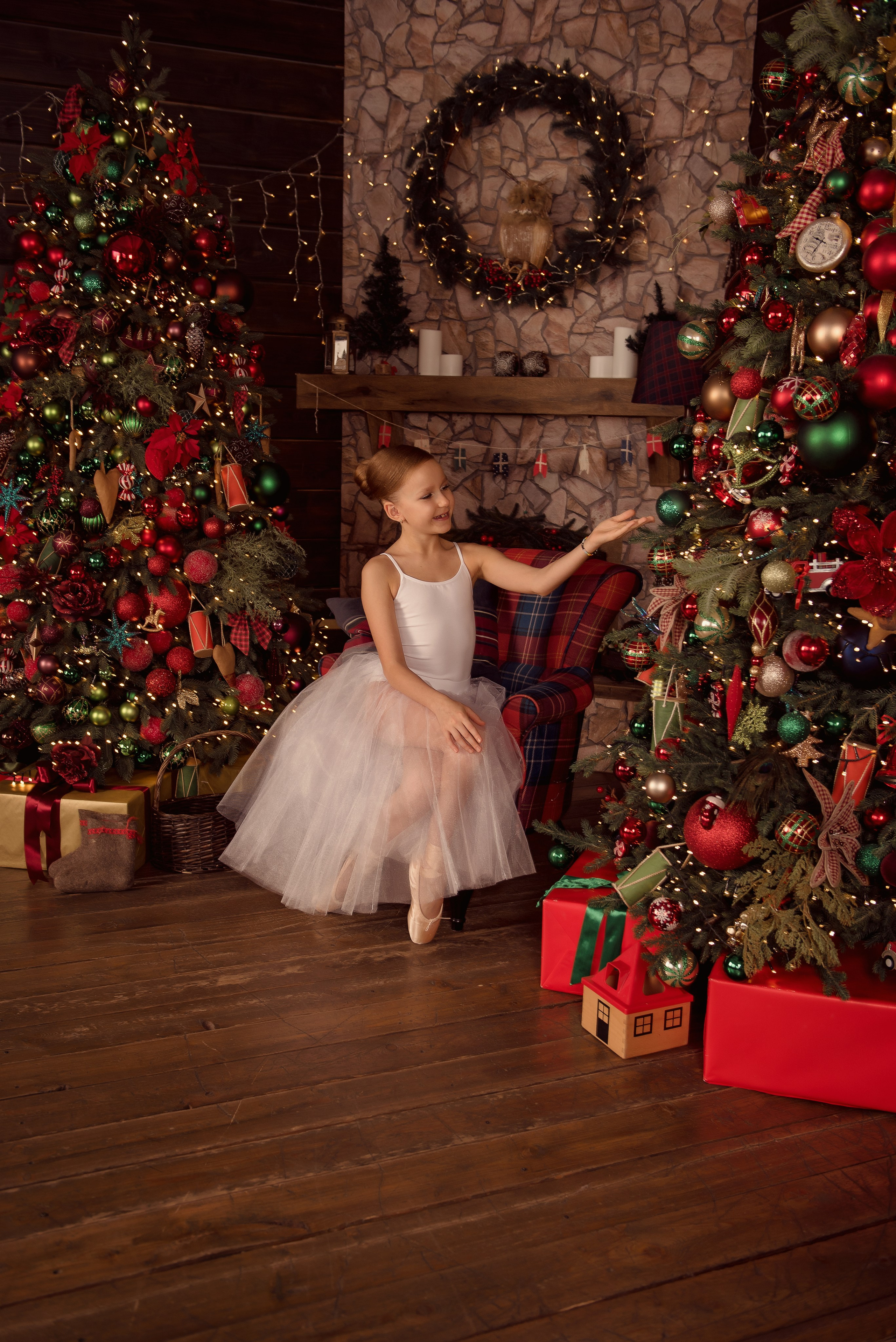 Варя и Милана Новый год. Детский фотограф в Долгопрудном и Москве