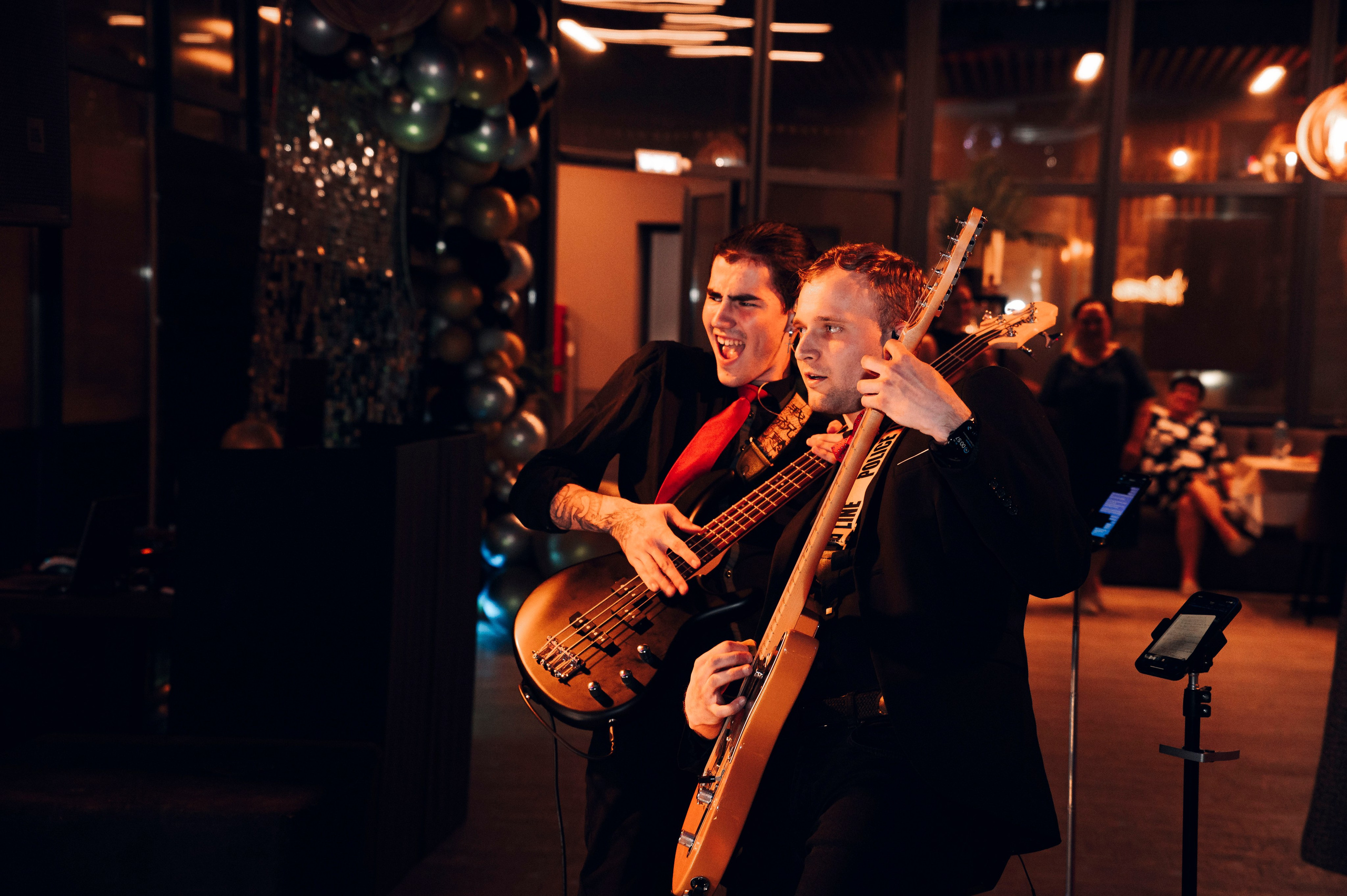 Выпускной (Калуга). Кавер-группа «Те-самые» на свадьбу, корпоратив! В Туле, Москве, Калуге