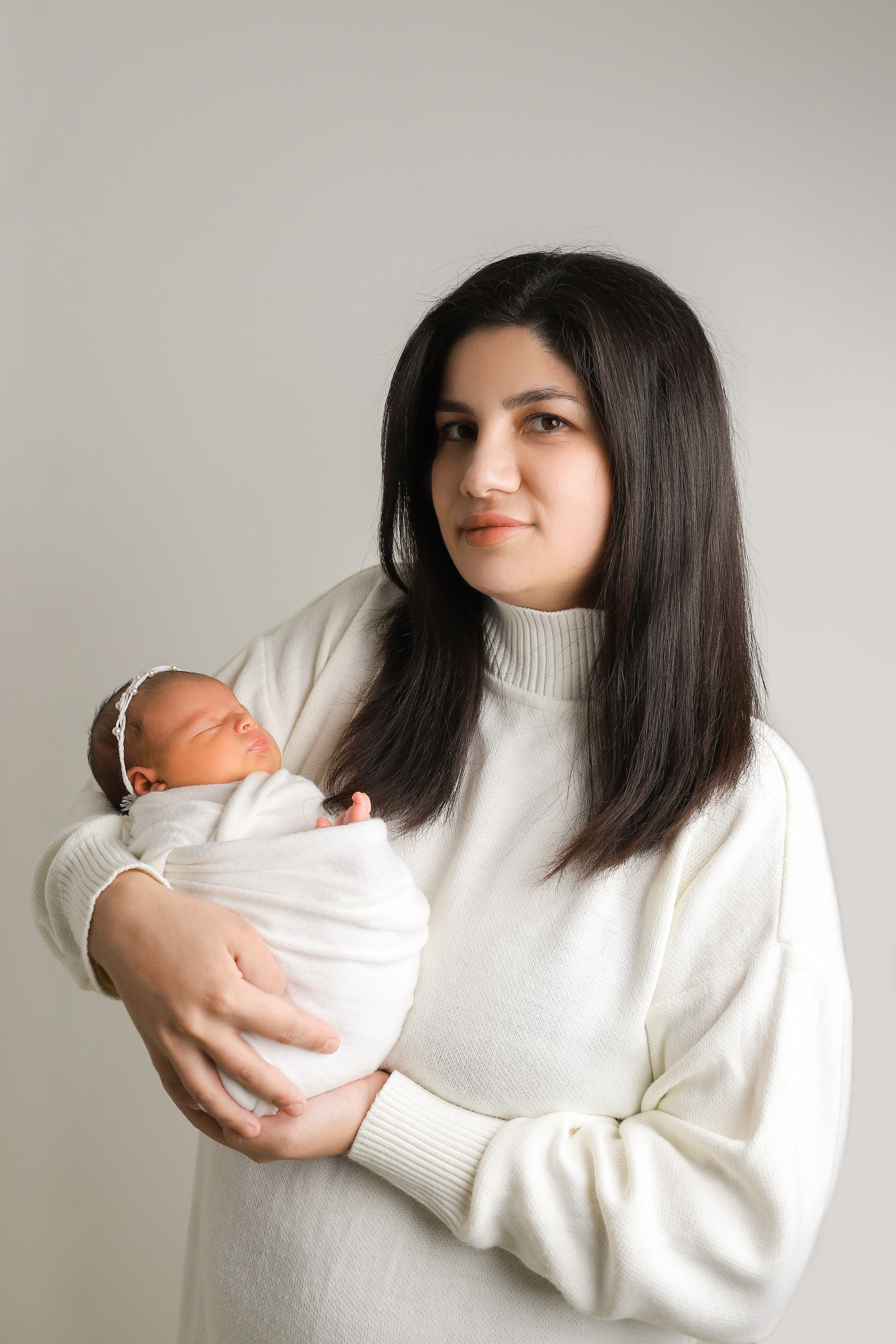 Новорожденные фото с родителями. Ирина Кан Фотограф новорожденных в Екатеринбурге