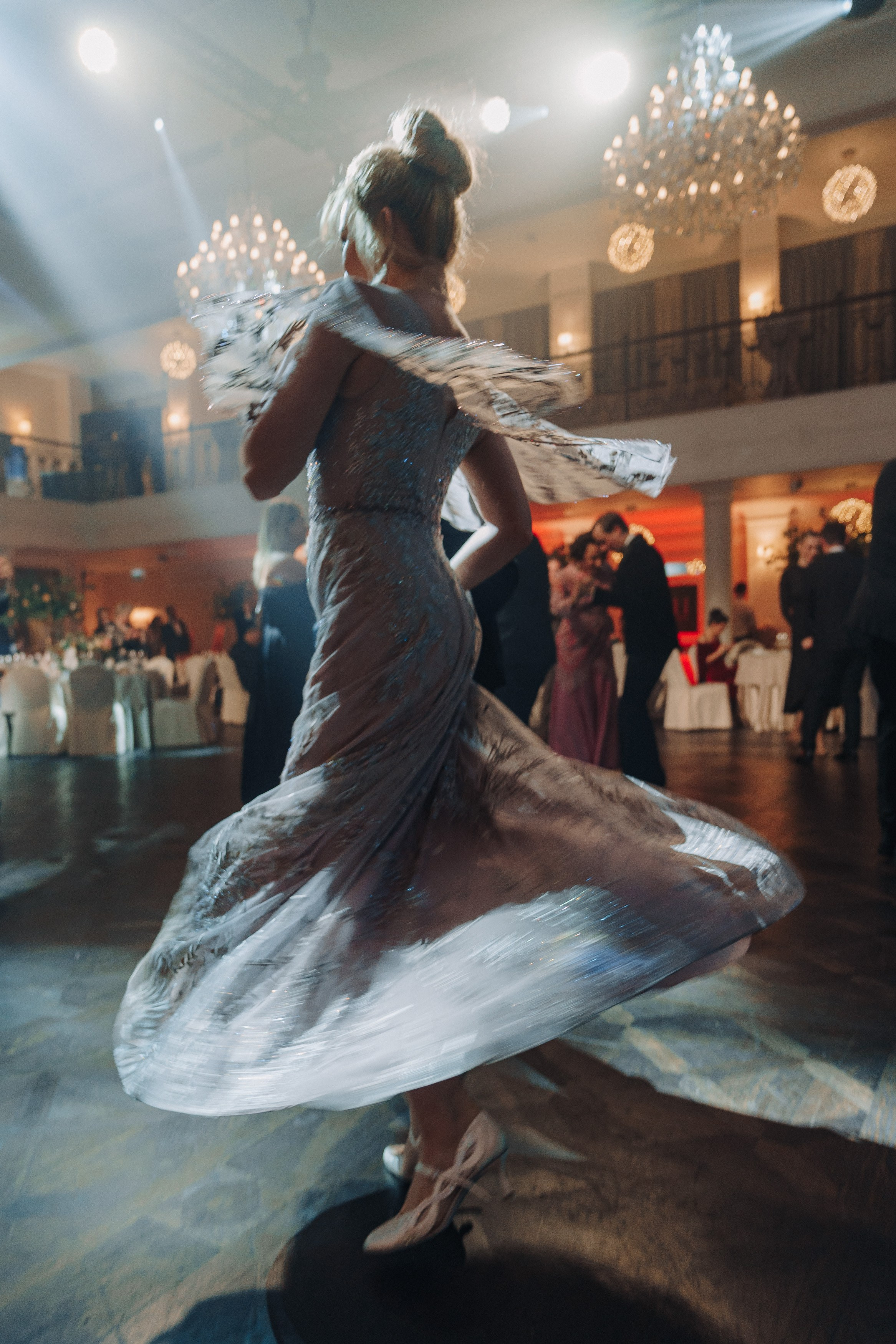 Бал на траве. Студия коммерческой фотографии в Москве и области