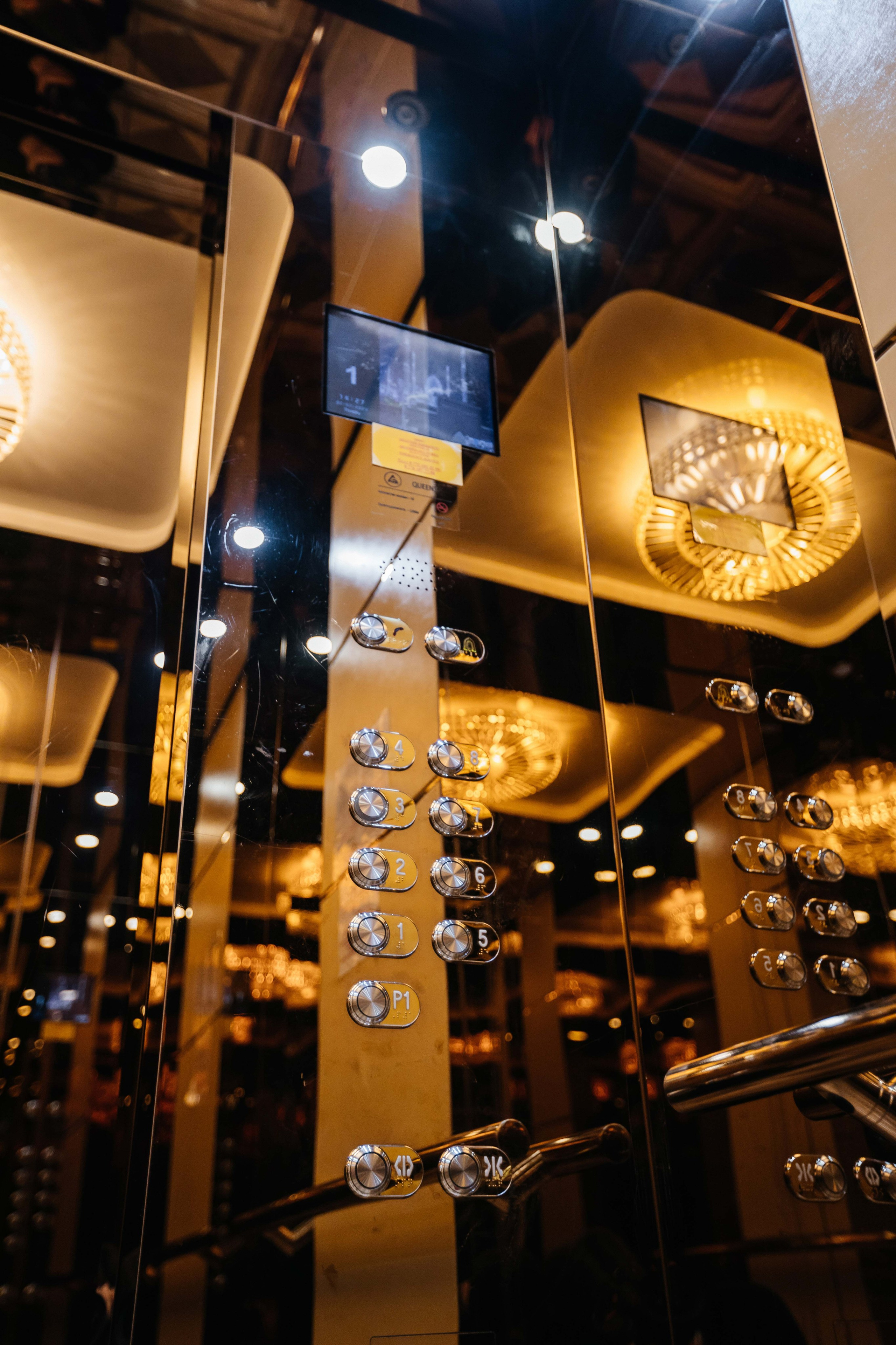 Проект 4. Lift Master. Дата: март 2023. Профессиональный фотограф в городе Астана/Алматы Даурен Сембаев