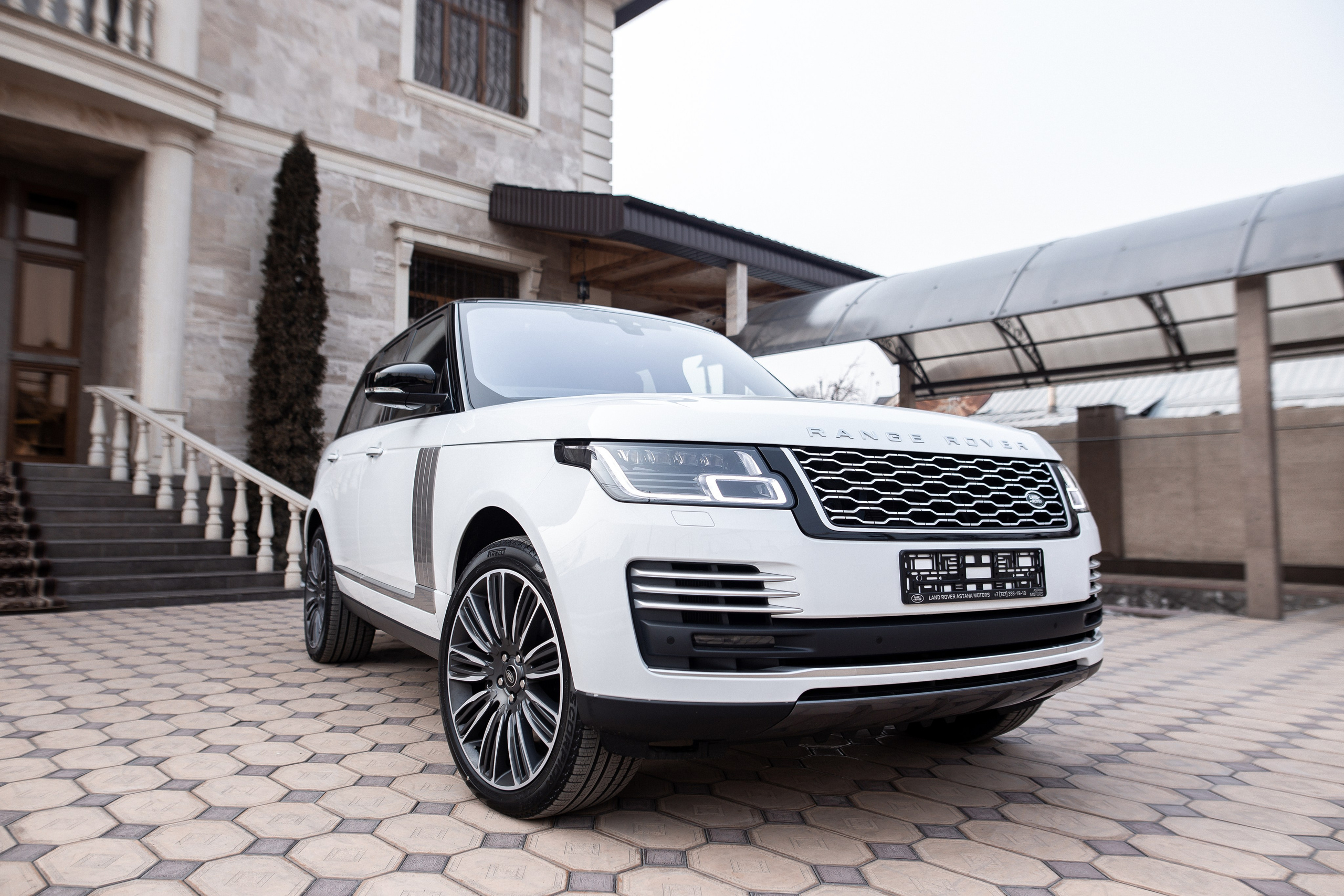 Автомобильная фотосъёмка. Рекламный и портретный фотограф в Алматы — Серекпаев Танирхан