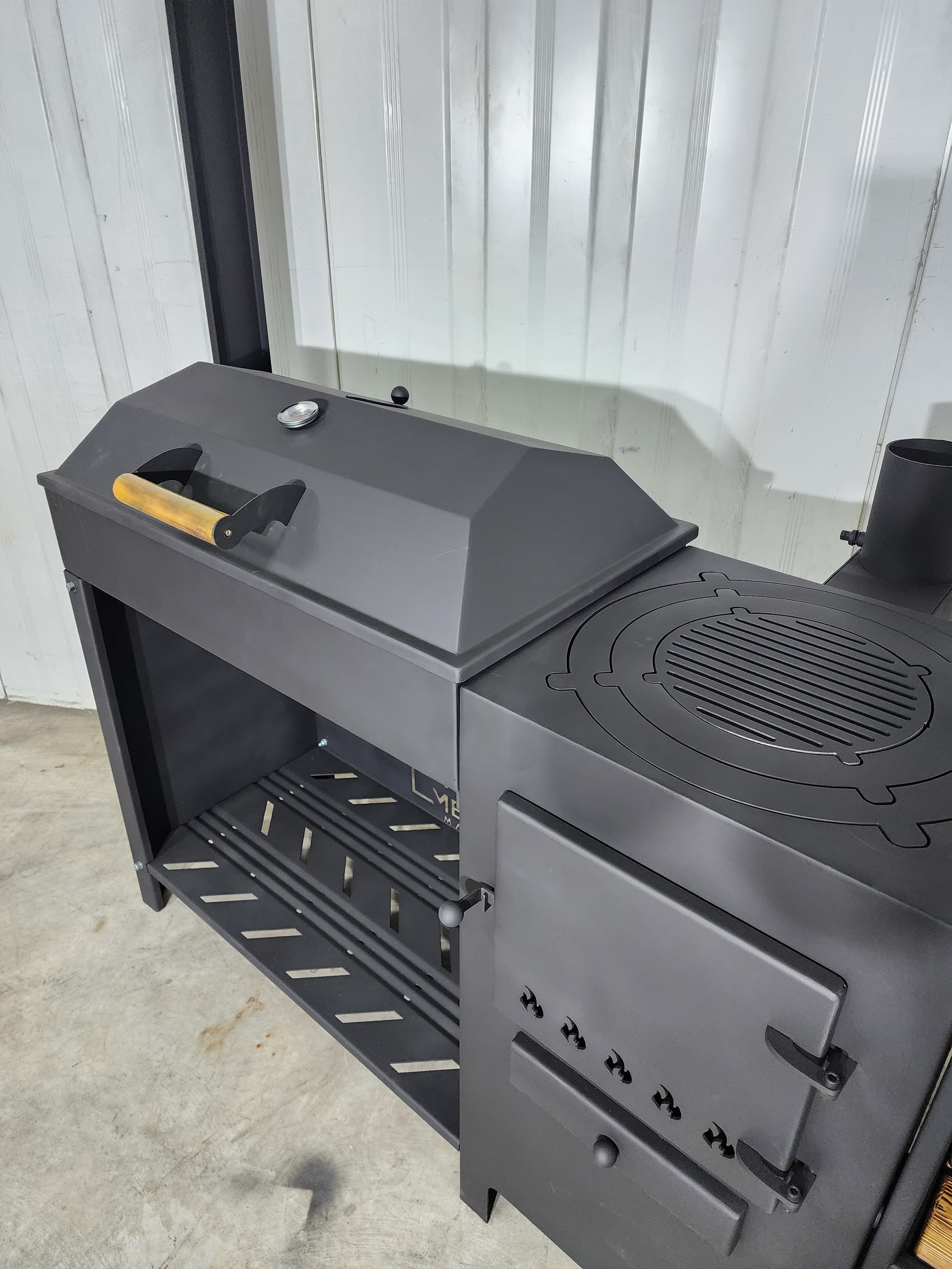 Джета с крышей. Купить / заказать мангал для дома в Краснодаре от производителя «Мангал Мастер»