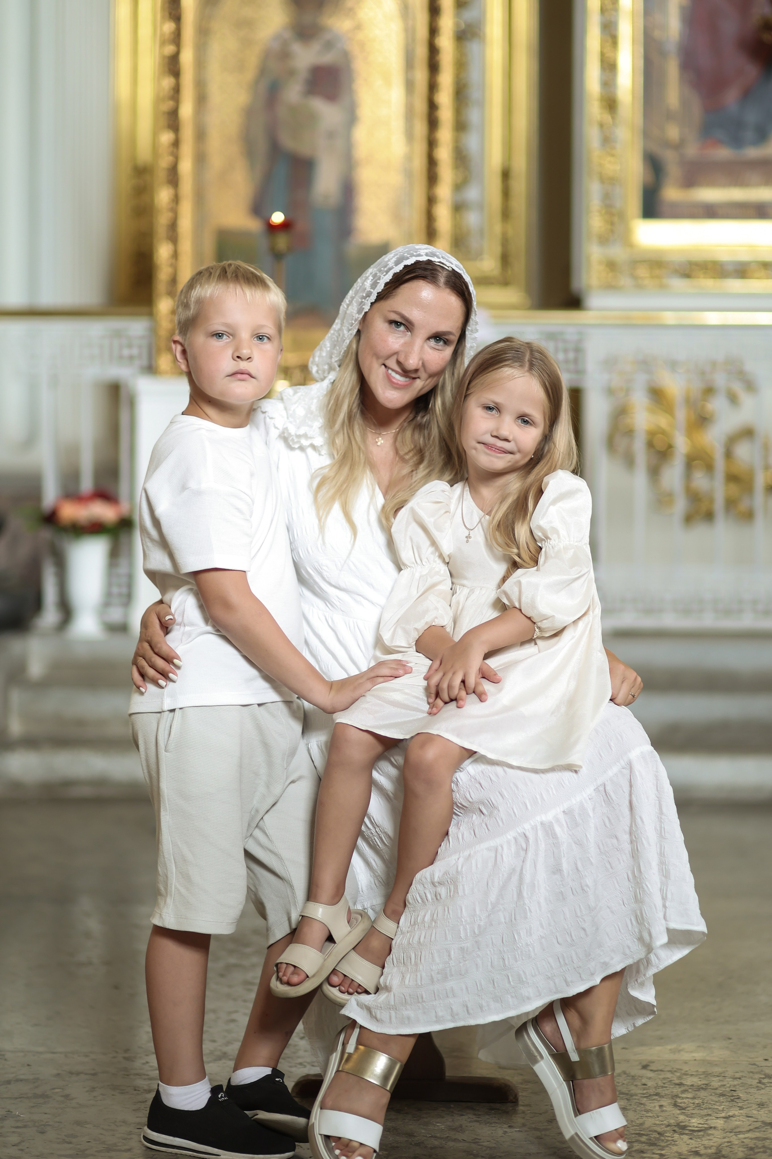 Крещение Софии. Репортажный и портретный фотограф в Санктпетербурге. Видиосъемка мероприятий в Санкт-Петербурге