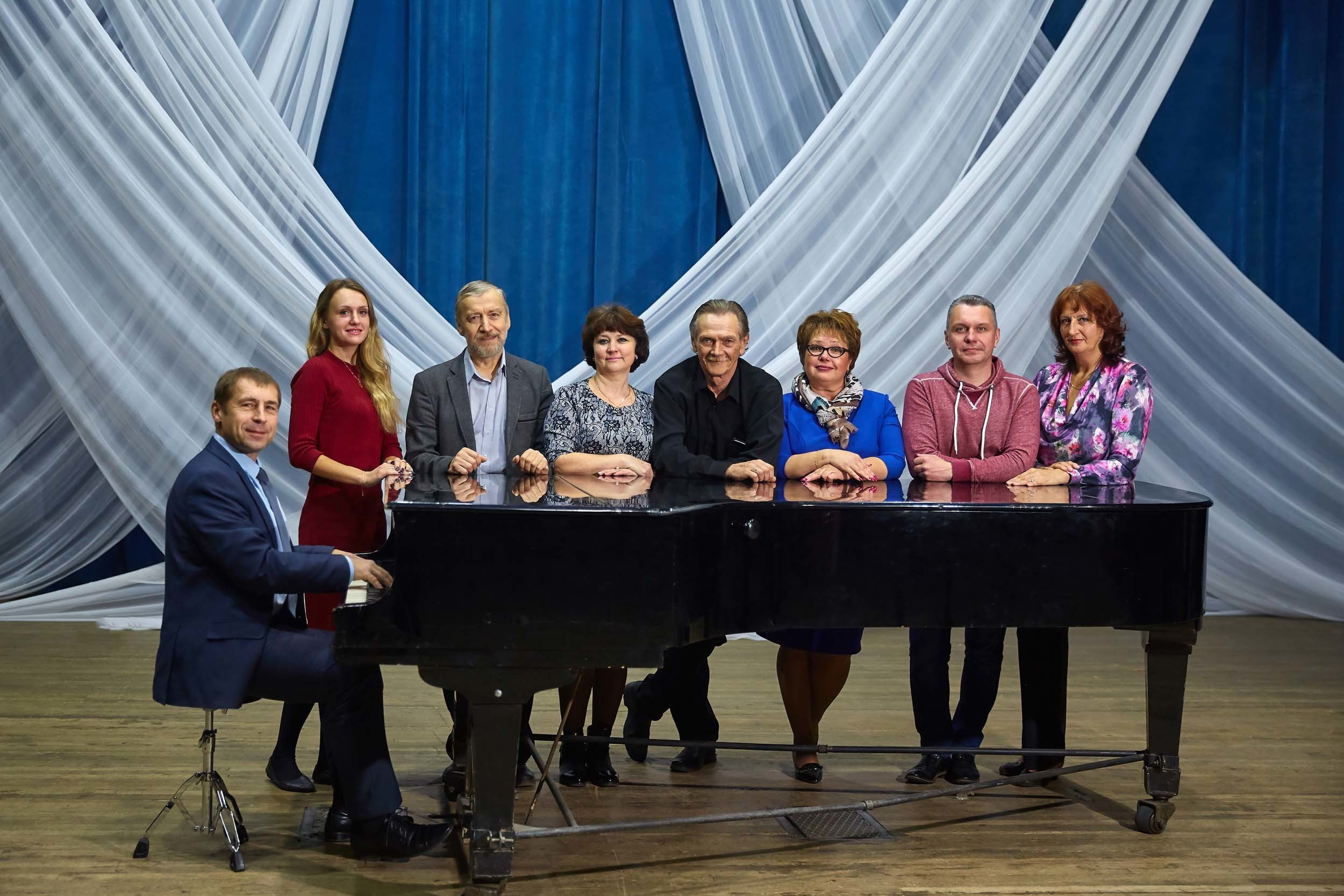 КАЛЕНДАРЬ Дворца культуры им АМ Добрынина. Фотограф, фотопроекты Михаила Семенова в Ярославле. Фотошкола