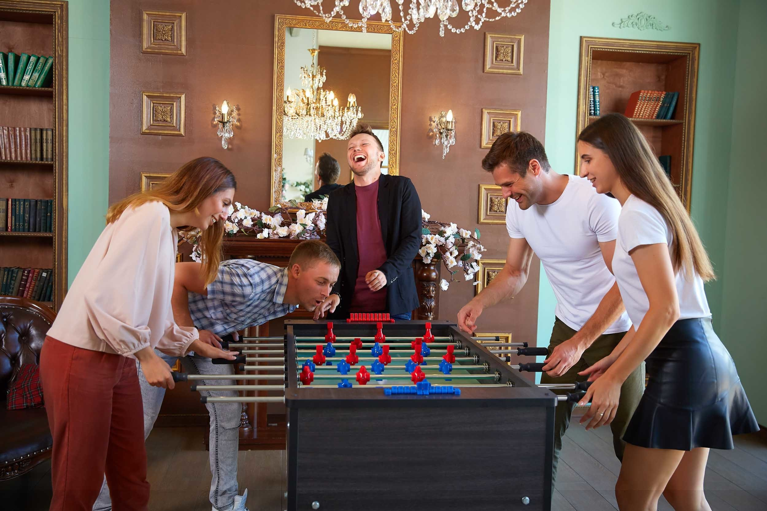 "Ярославская фабрика настольных игр". Photographer for business Mikhail Semenov. Aqua photo studio, photo school