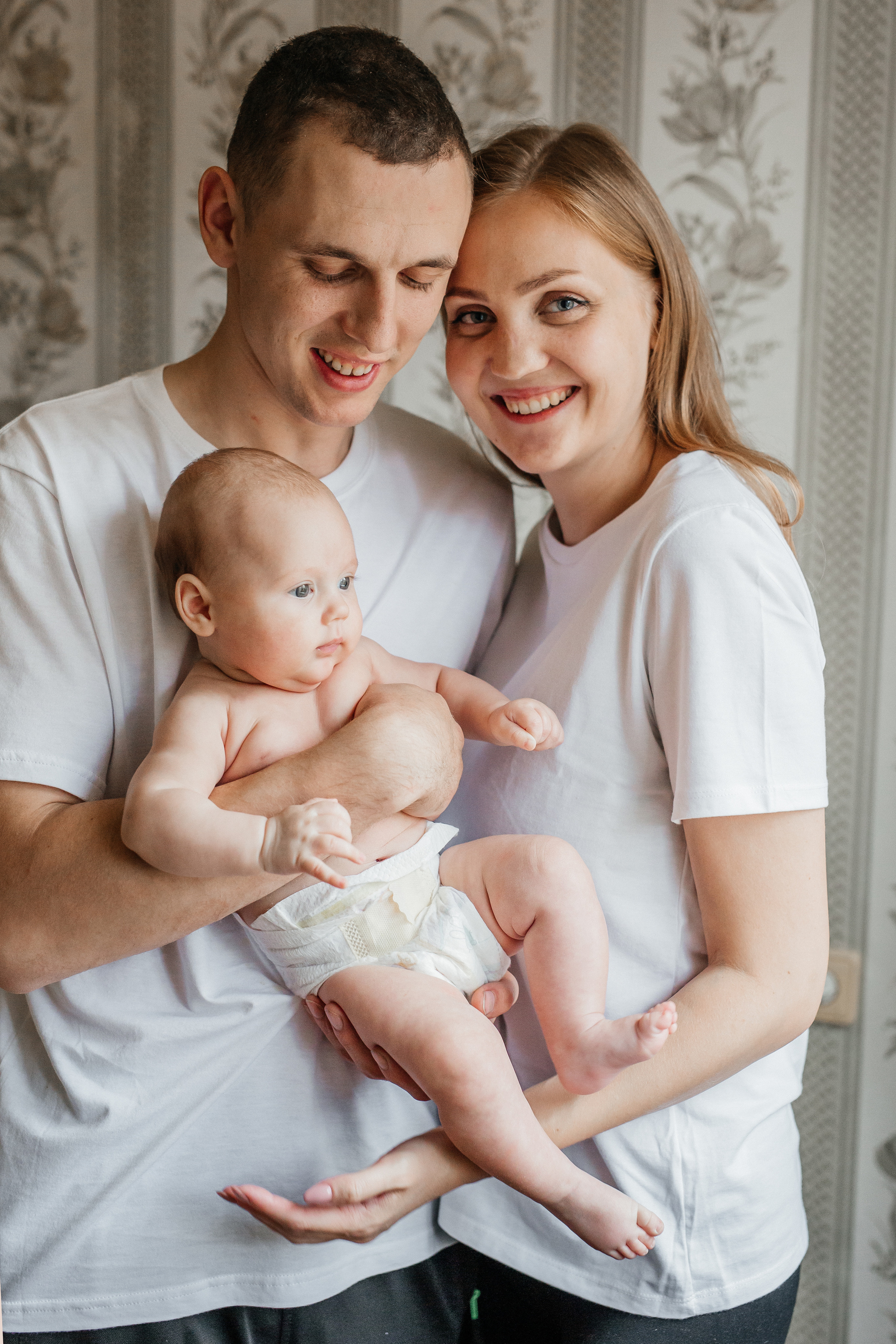 Настя, домашняя съёмка. Фотограф в Бресте Светлана Веснечёк