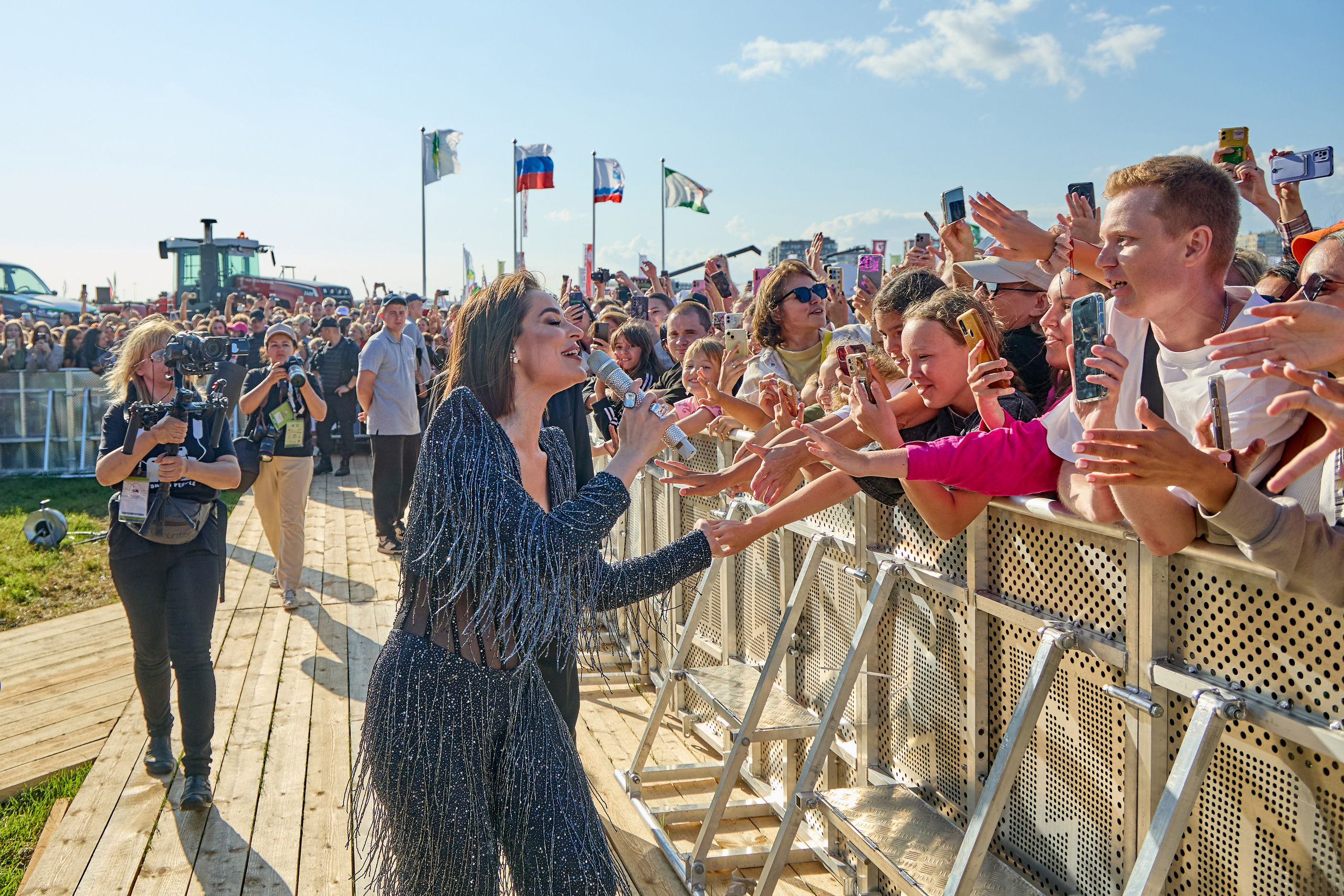 *Entertainment. Фотограф в MICE Дмитрий Плисов