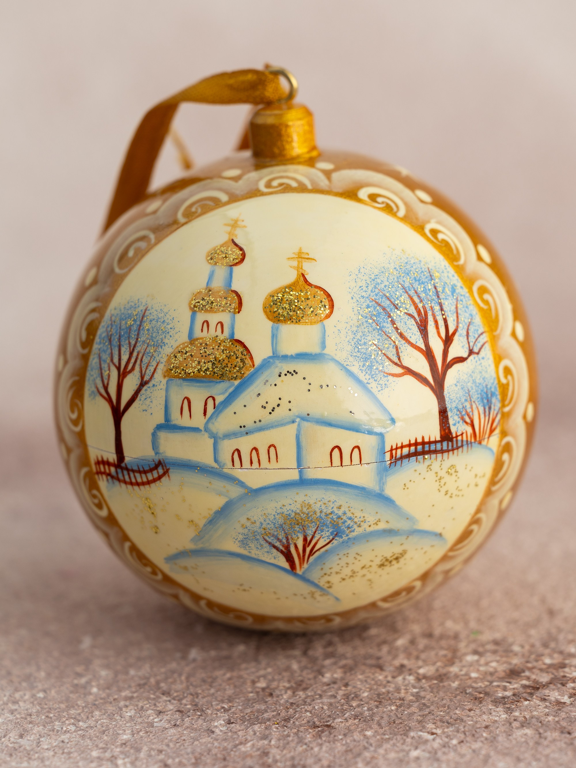 Новогодние шары. Фотостудия T-CUBE