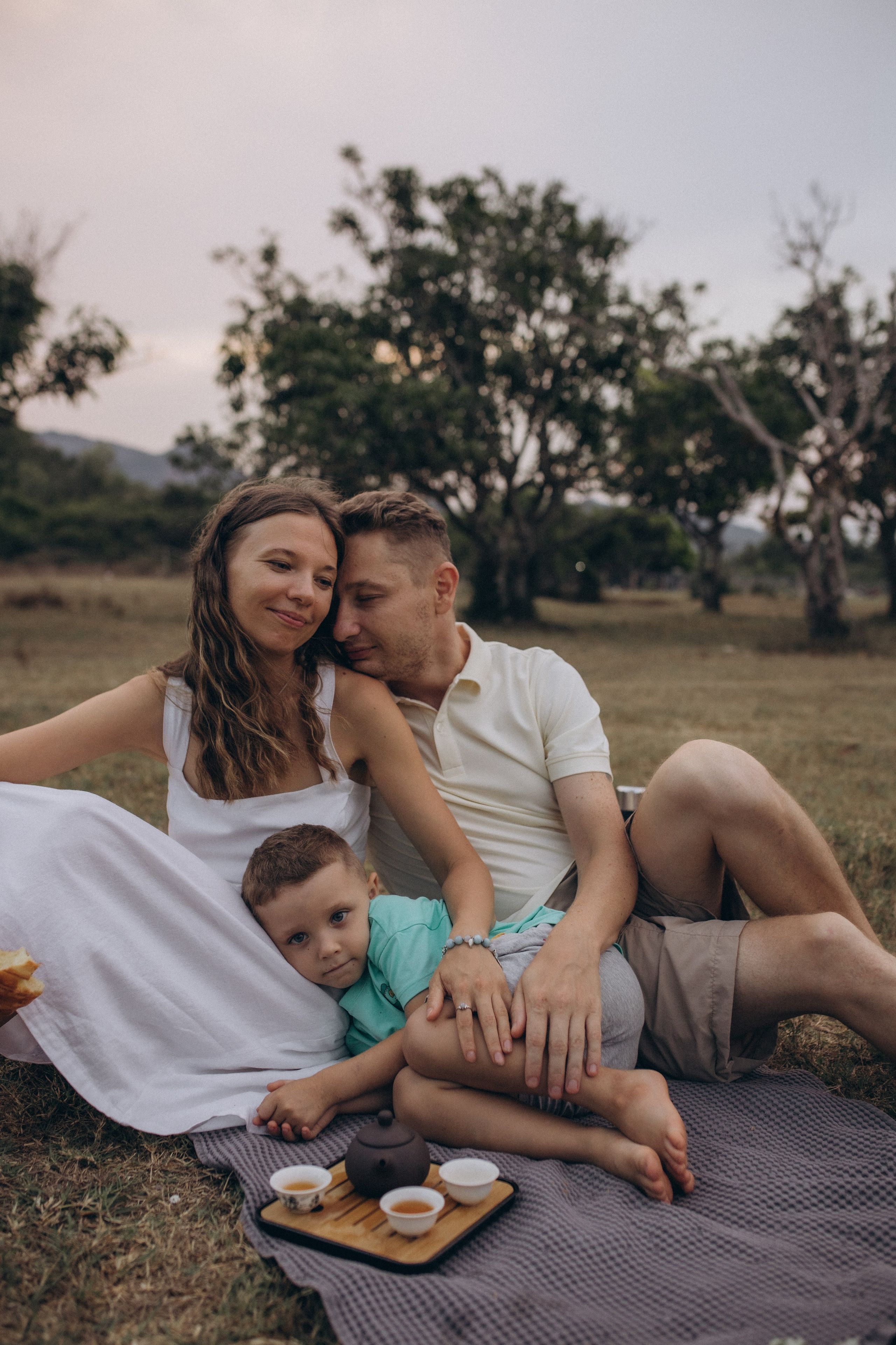 Семья Пискаревых в манго саду.Нячанг. Главная