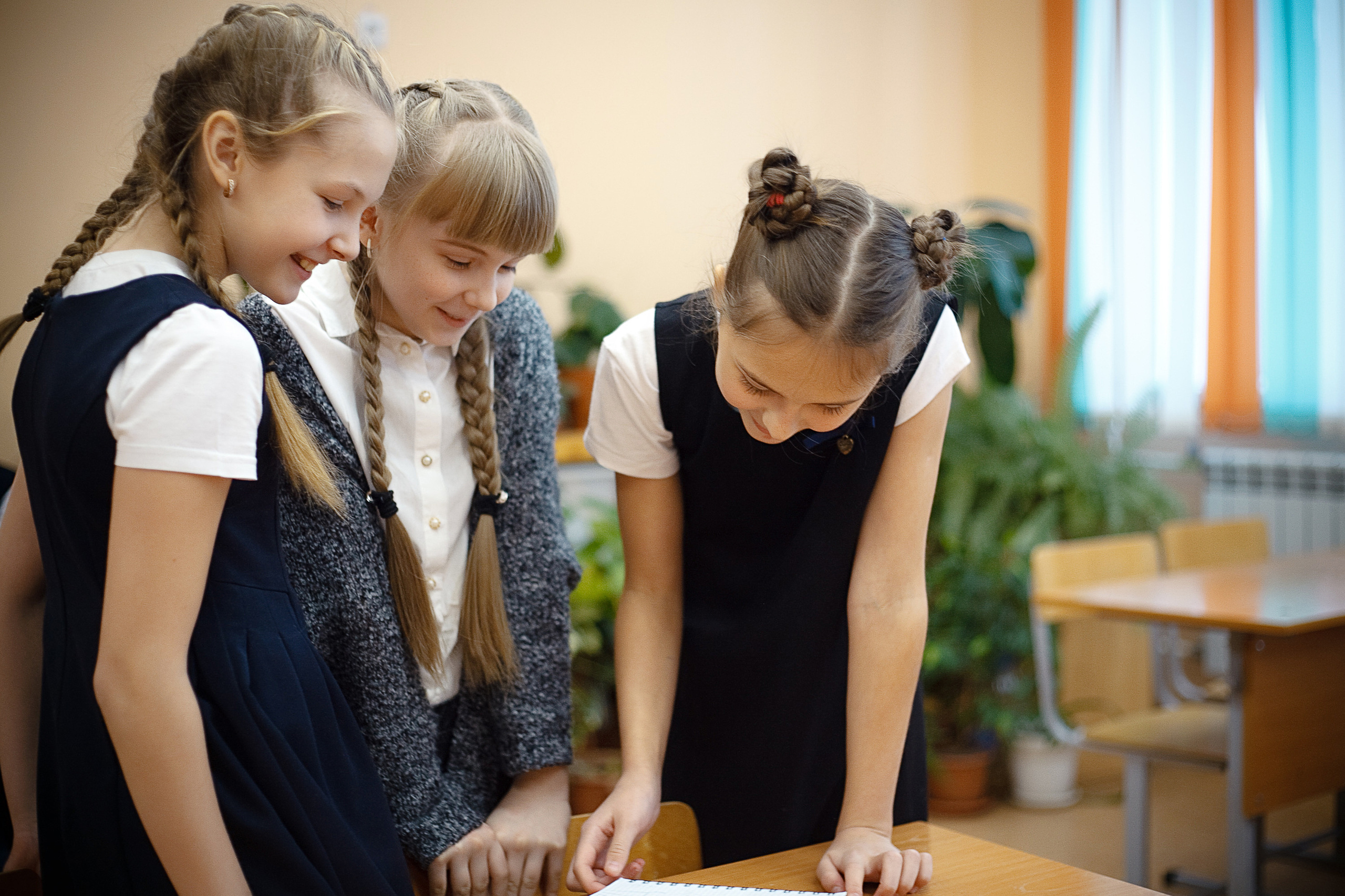 Фотосъемка в школе 4 класс. Портретный фотограф Елена Матафонова Барнаул