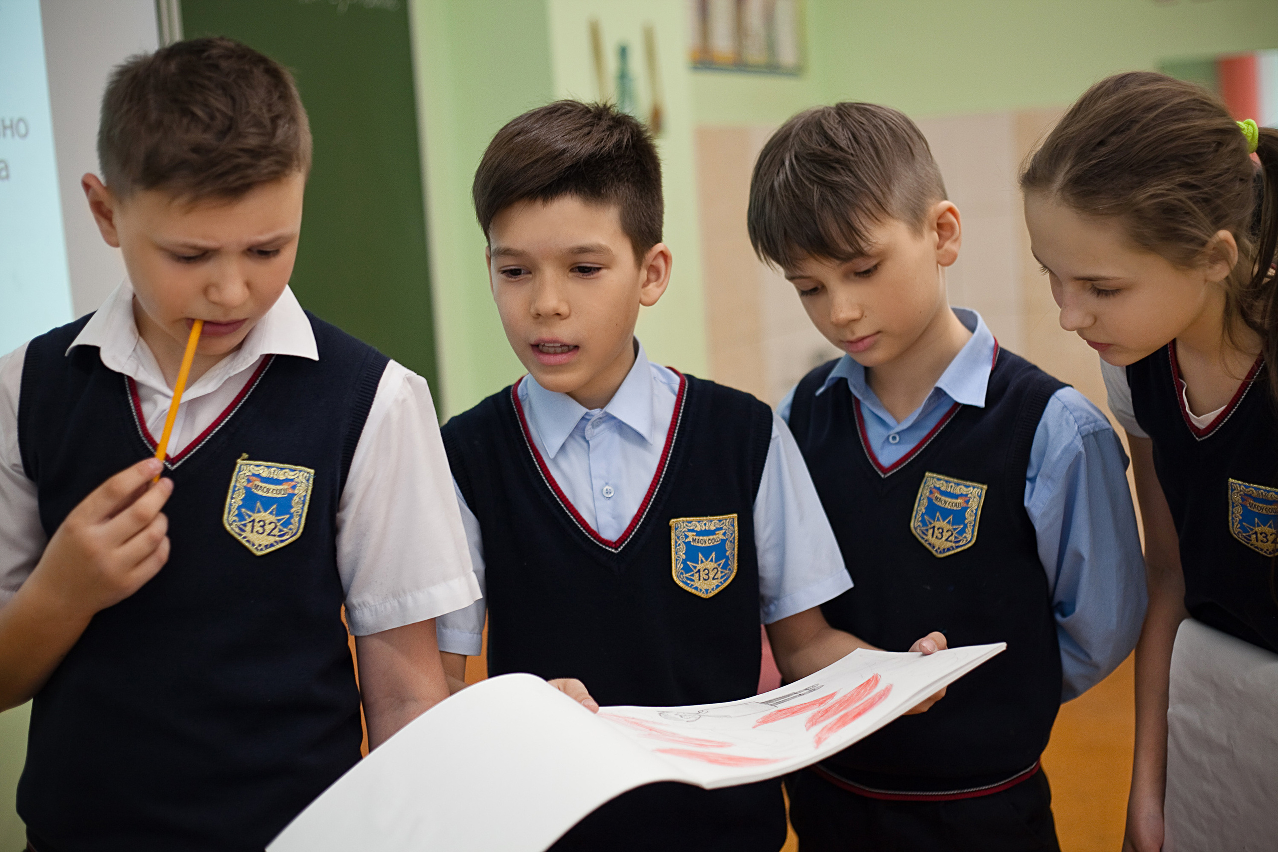 Фотосъемка в школе 4 класс. Портретный фотограф Елена Матафонова Барнаул