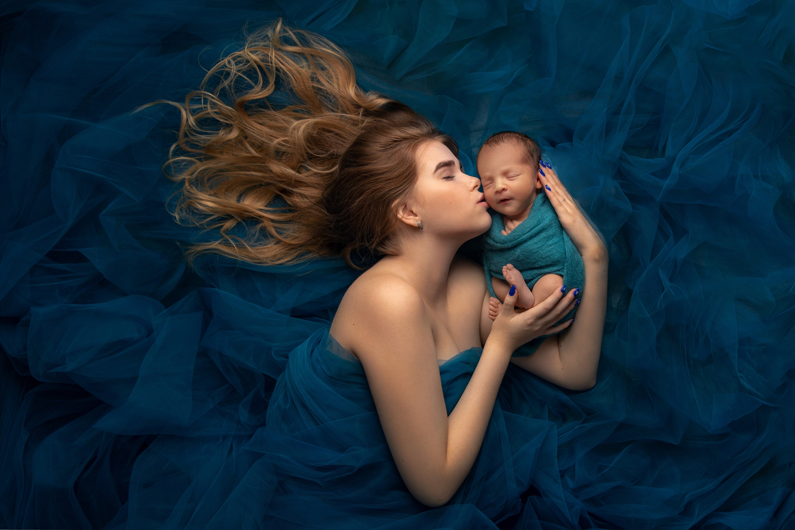 Фотосессия в тканях. Фотограф новорожденных, семейный фотограф в Санкт-Петербурге