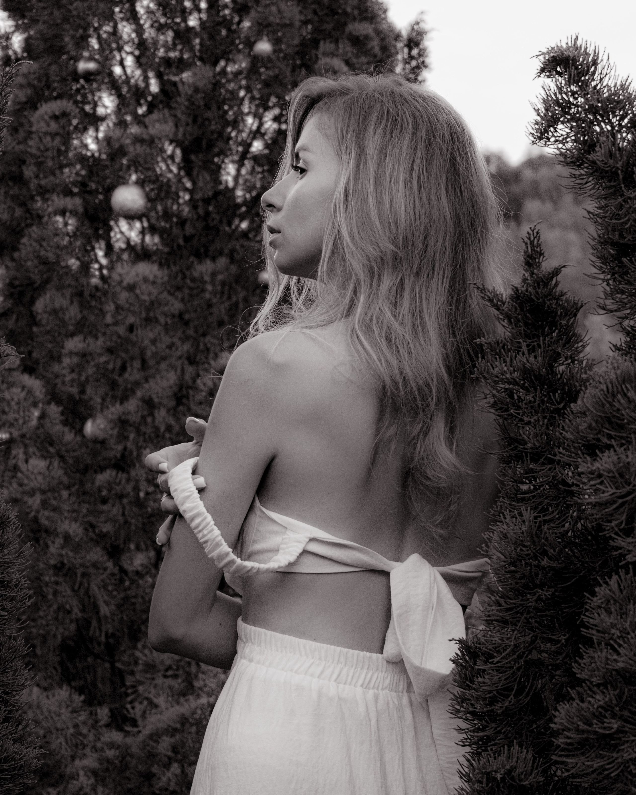 Natasha. Among these firs. Portrait photographer Nha Trang | Julia Meshanina