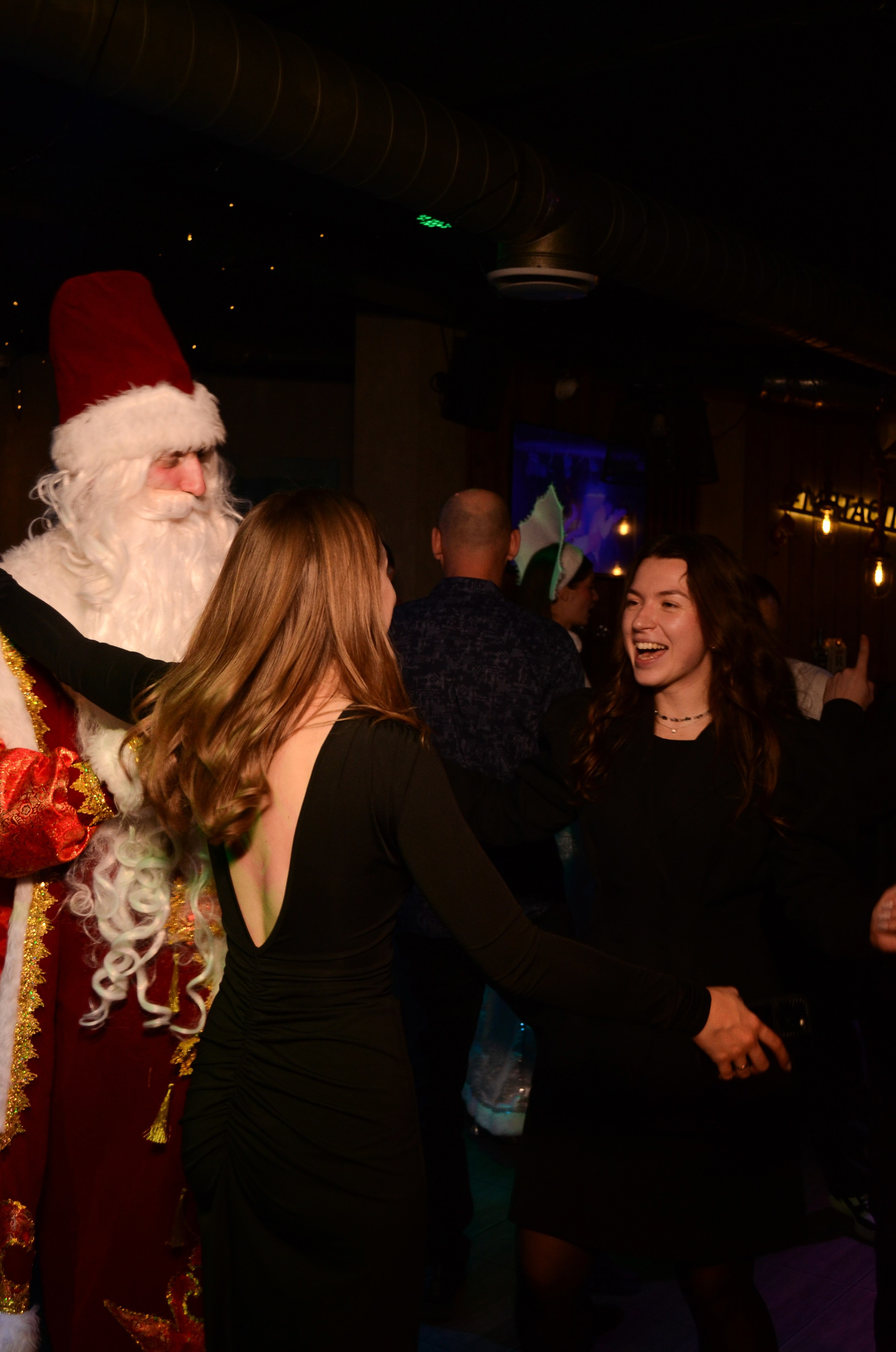 27.12.25 New Year Party. Мята Спортивная — Кальянная, караоке, бар в Минске