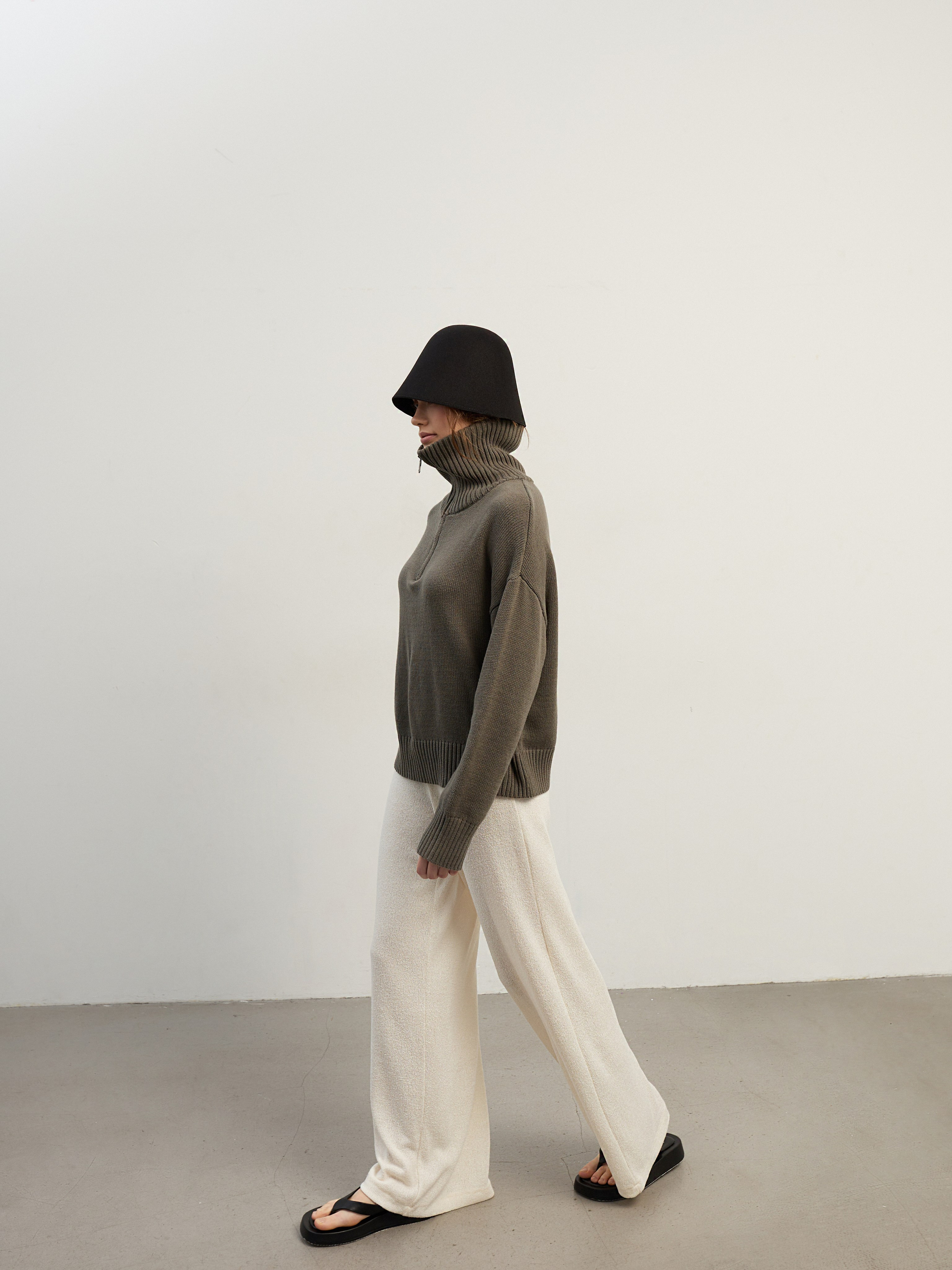 Catalog for the brand. Фотограф для брендов в Москве