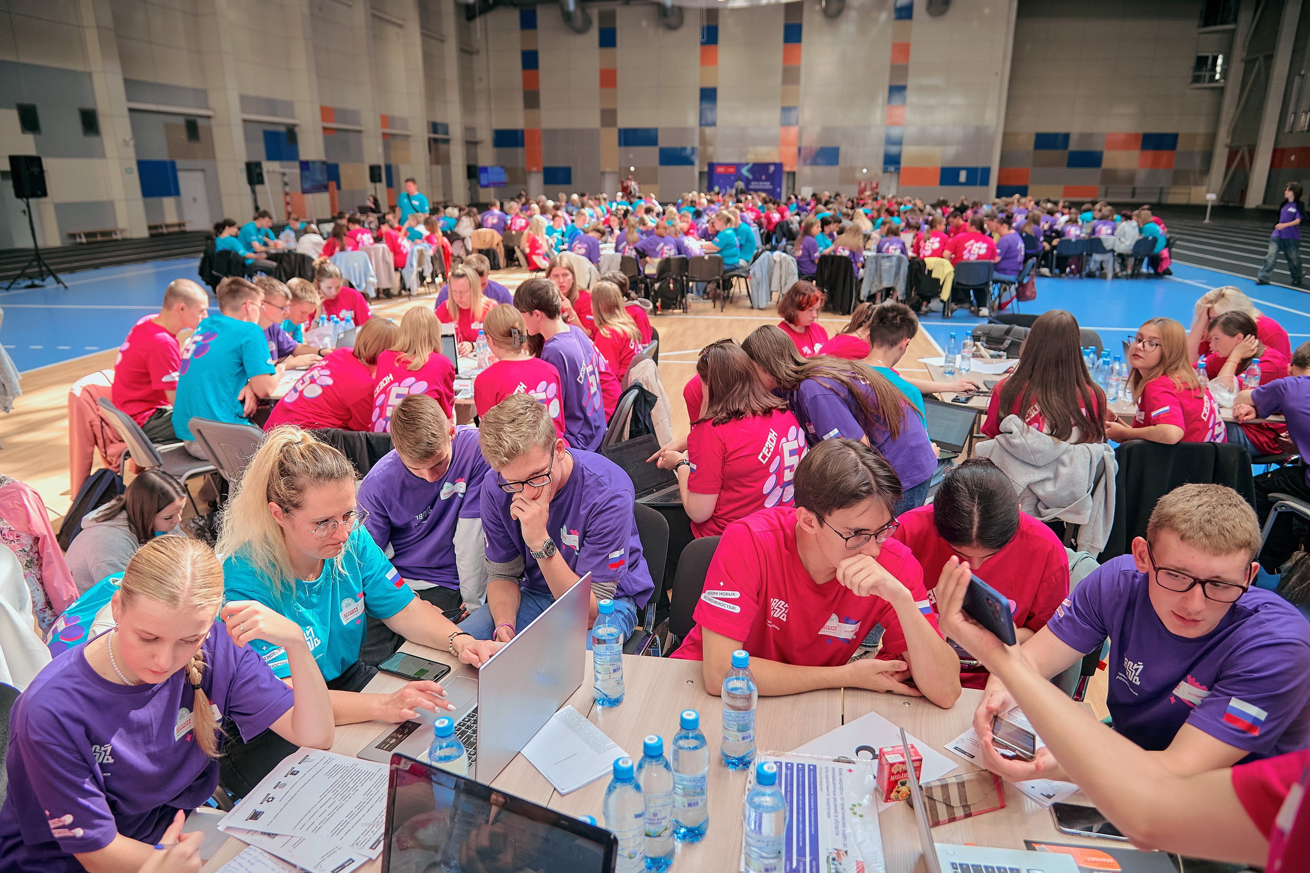 Большая перемена. Фотограф Яковлев Роман — Красноярск