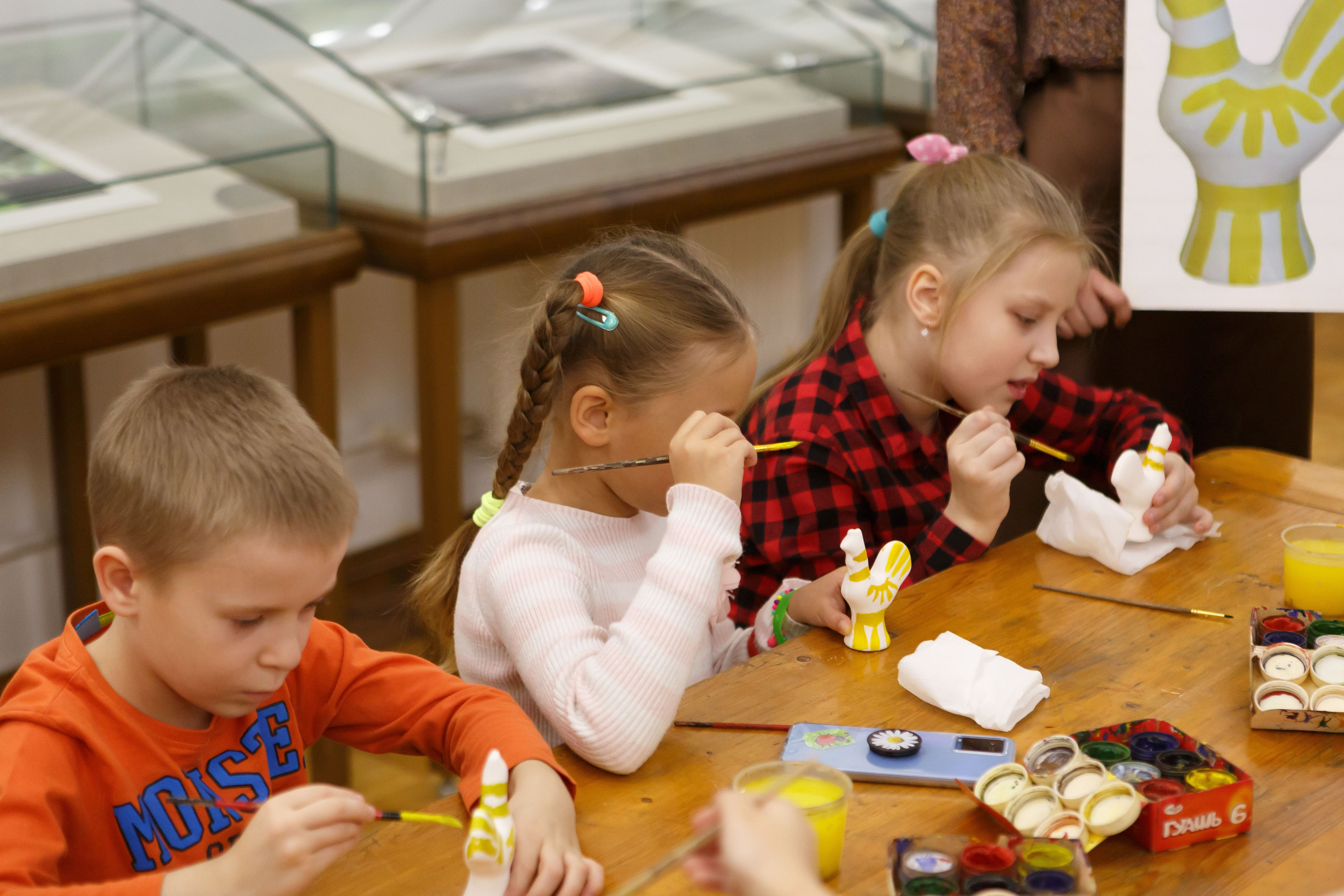 Экскурсия в Серпуховский историко-художественный музей. Выпускные альбомы и школьный фотограф в Подольске, Троицке, Щербинке, Москве и Московской области