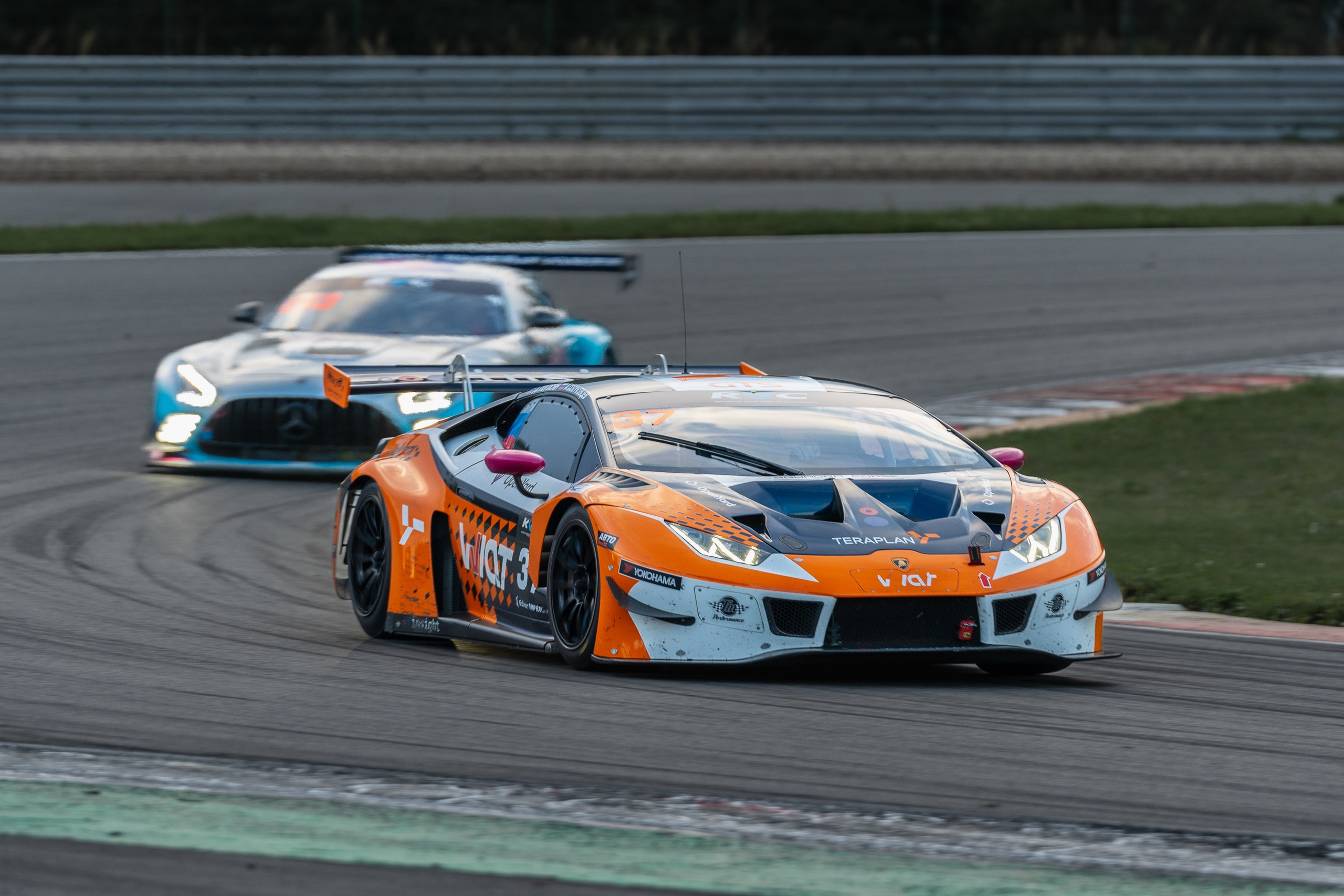 Фото четвертого этапа Российской серии гонок на выносливость. Фотограф Николай Прокофьев модельные тесты в Москве